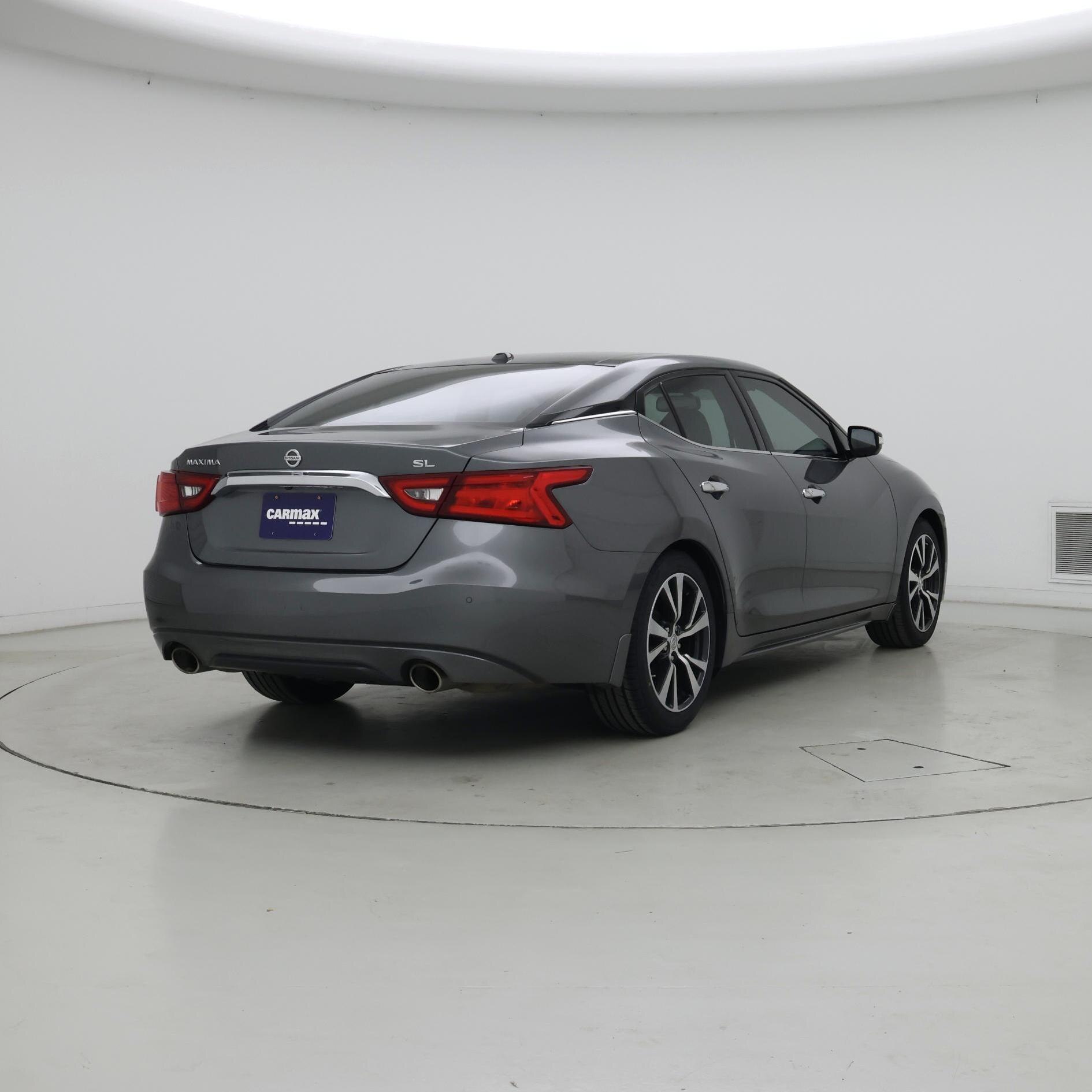 Thumbnail: 2017 Nissan Maxima - 8