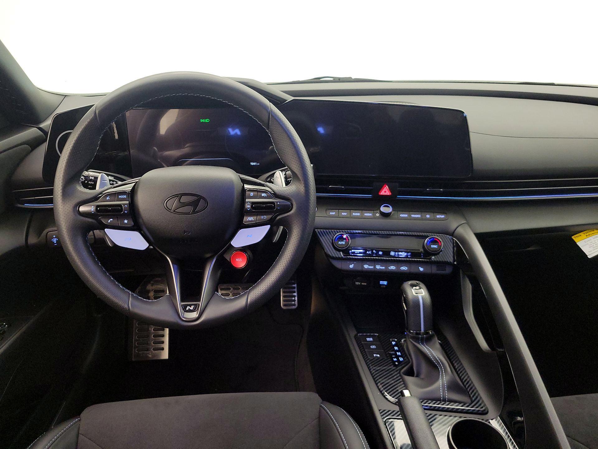Thumbnail: 2024 Hyundai Elantra - 10