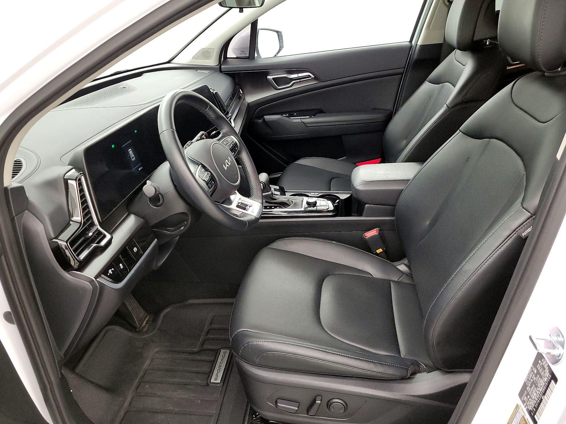 Thumbnail: 2024 Kia Sportage - 11