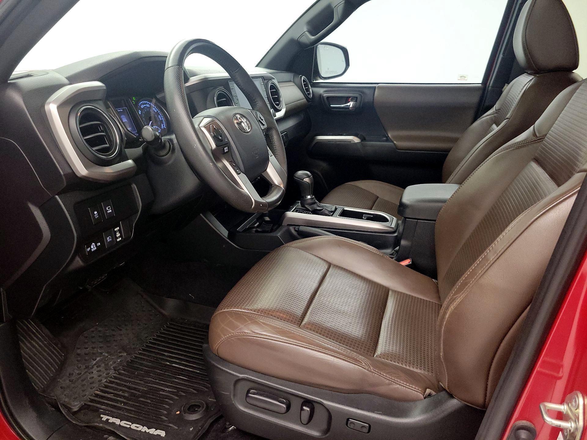 Thumbnail: 2020 Toyota Tacoma - 11