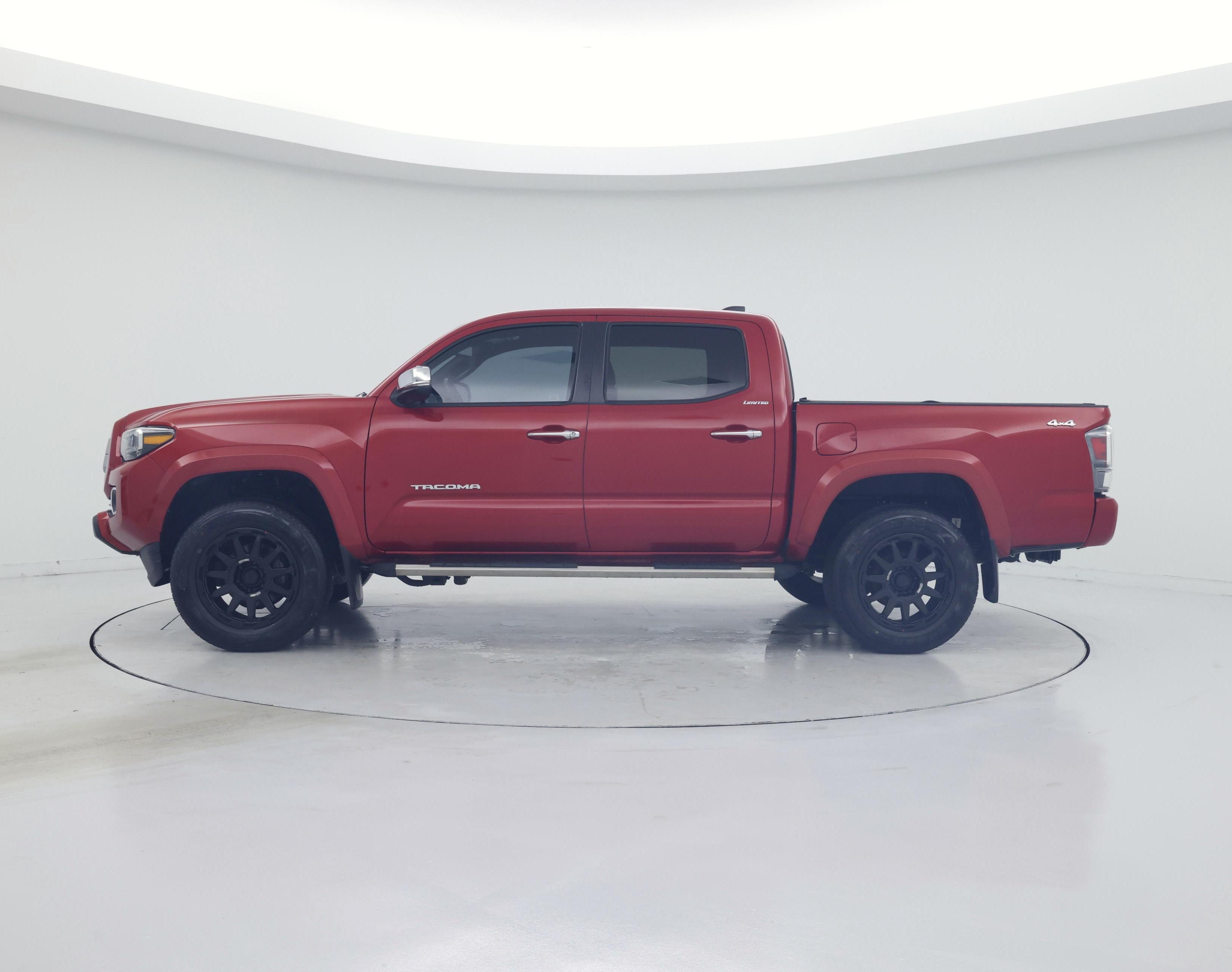 Thumbnail: 2020 Toyota Tacoma - 3