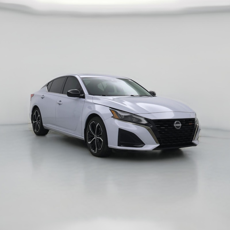 2023 Nissan Altima SR