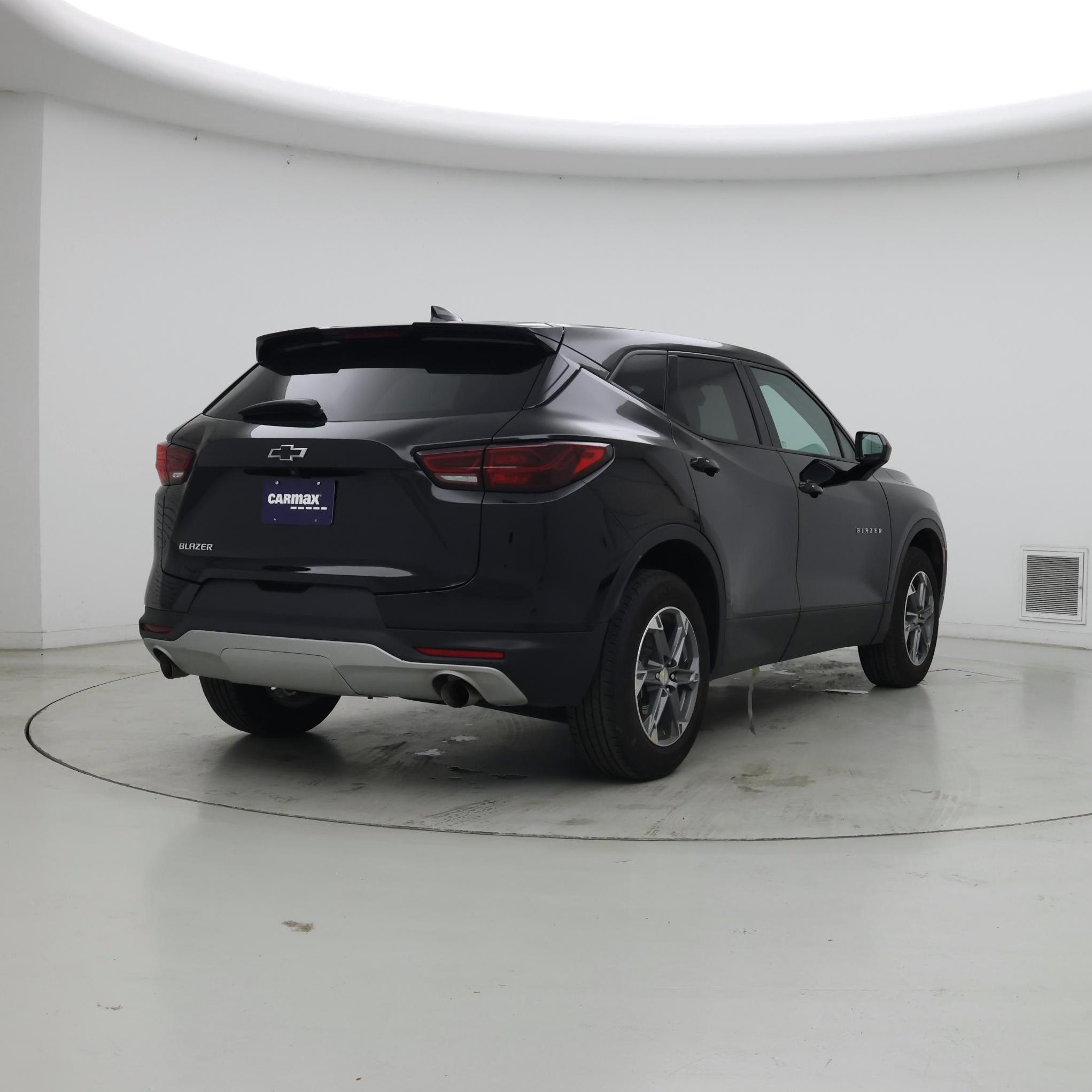 Thumbnail: 2023 Chevrolet Blazer - 8