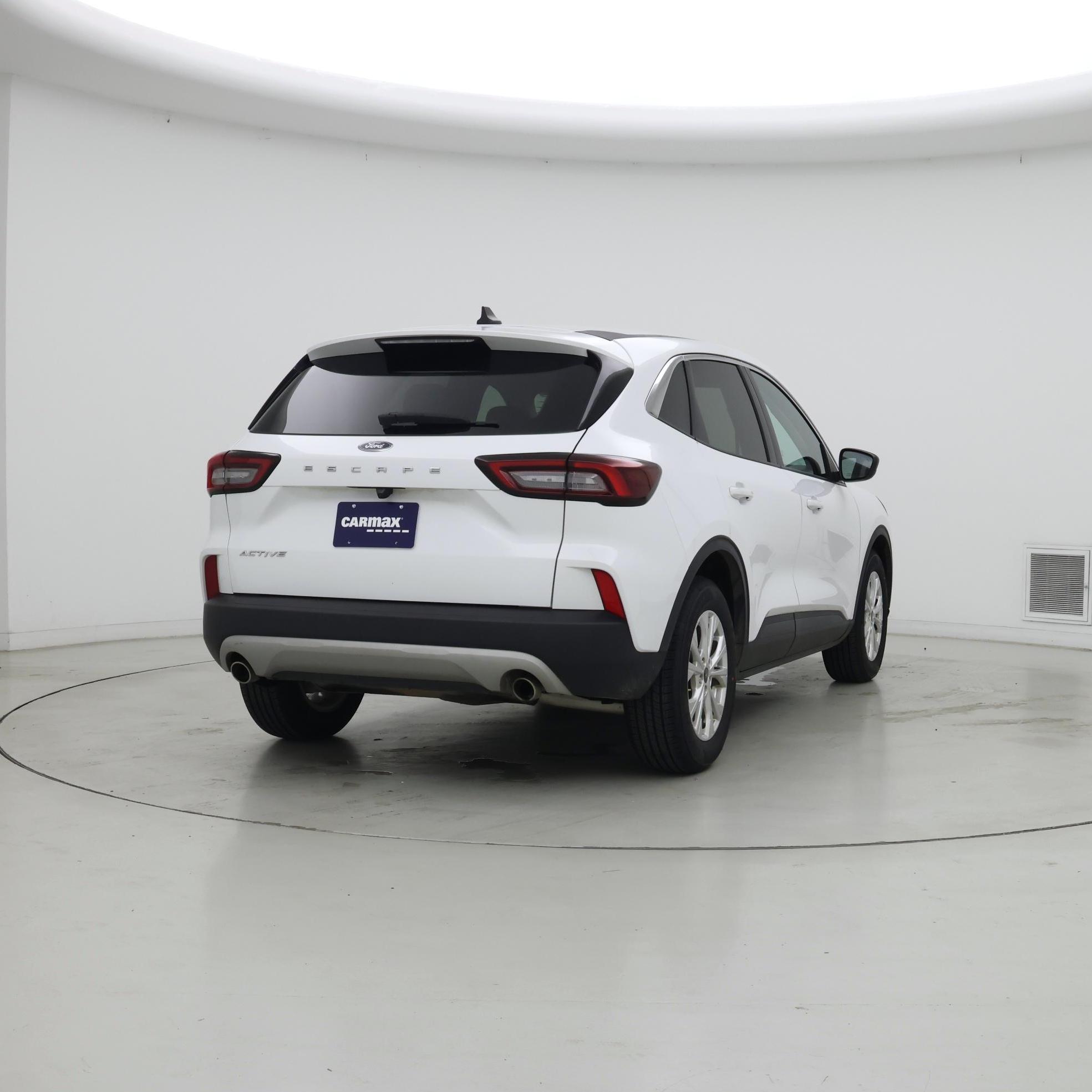 Thumbnail: 2023 Ford Escape - 8