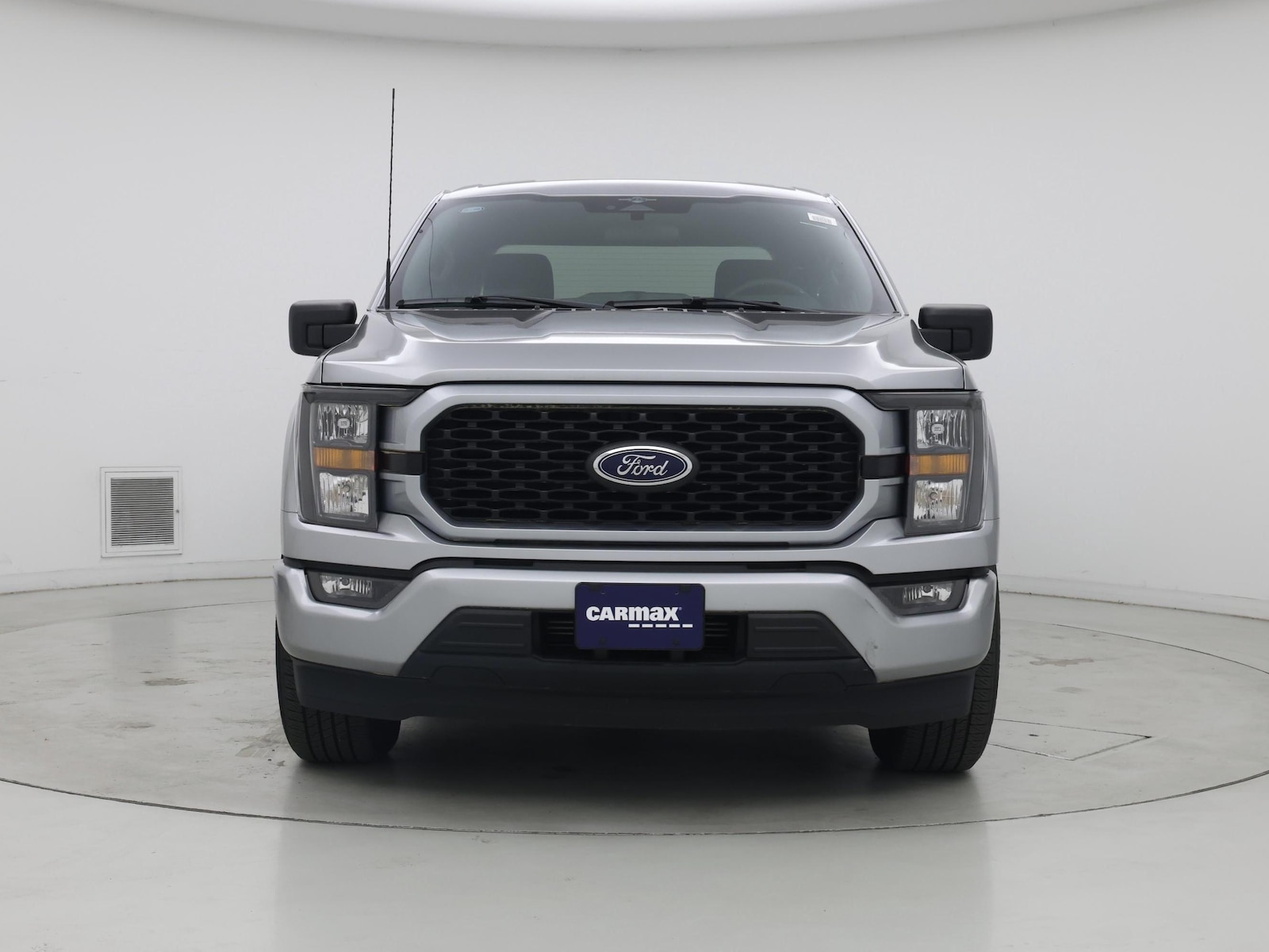 2023 Ford F-150 XL - Photo 6