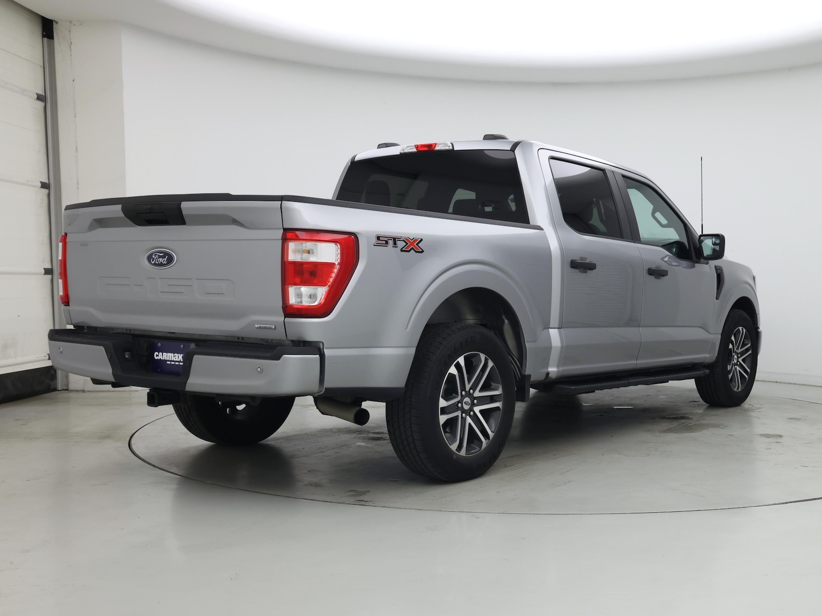 2023 Ford F-150 XL - Photo 9