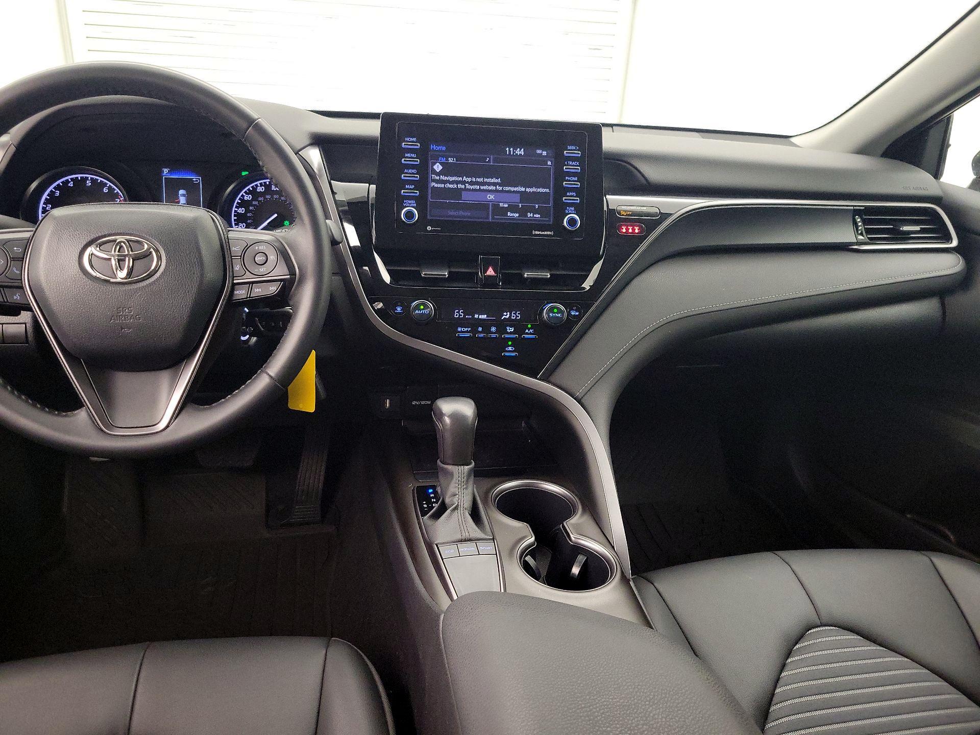 Thumbnail: 2023 Toyota Camry - 9