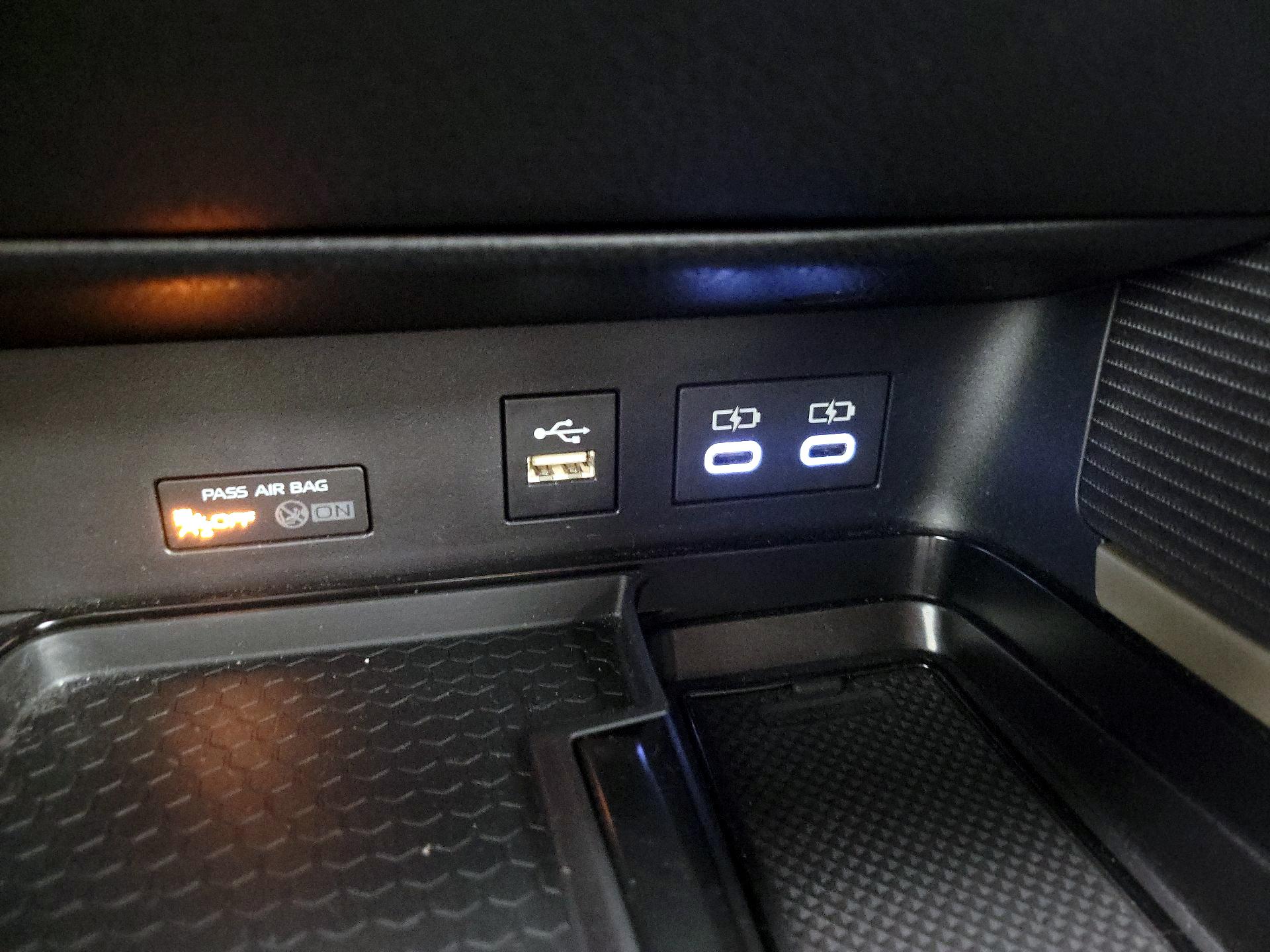 Thumbnail: 2025 Toyota Camry - 19