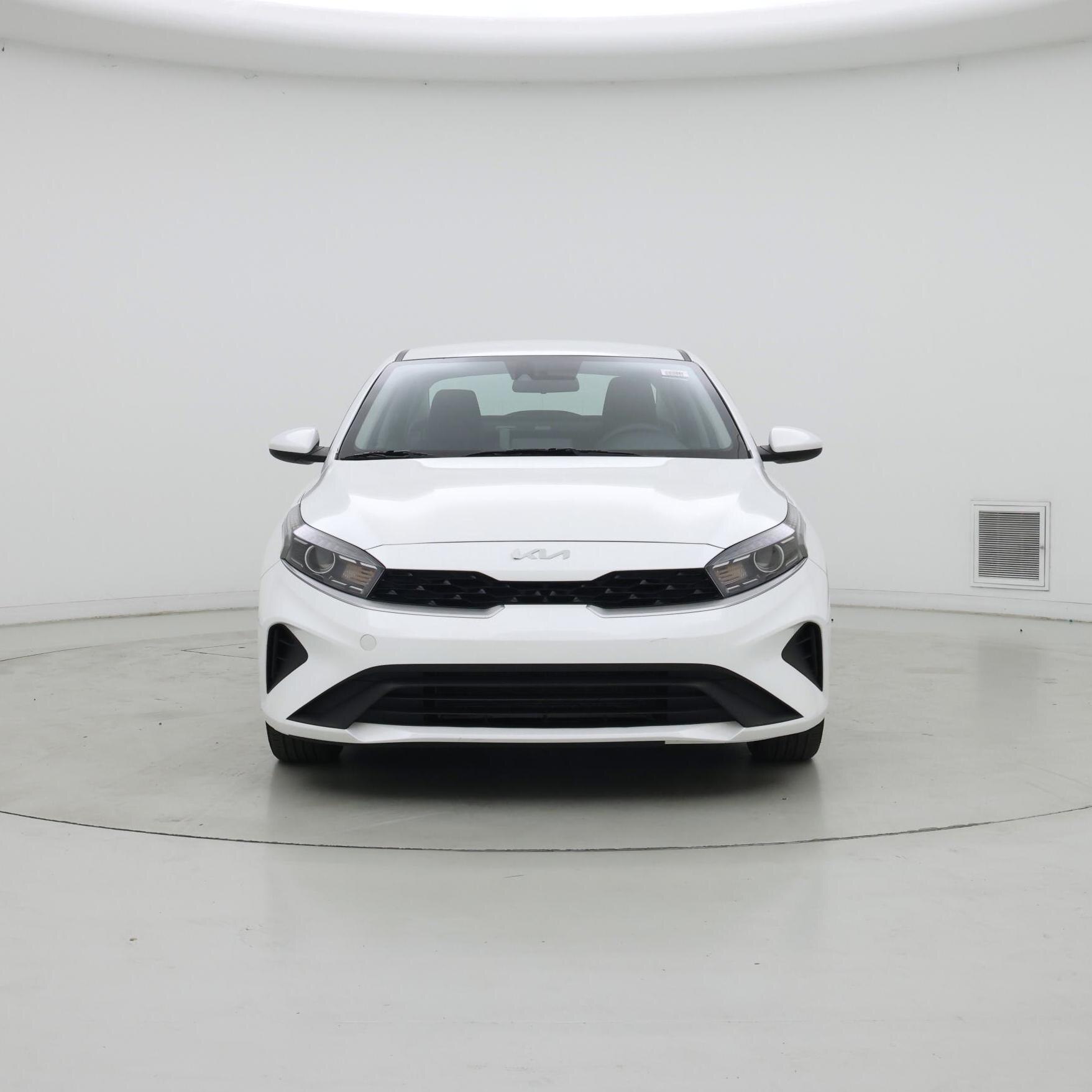 Thumbnail: 2024 Kia Forte - 5
