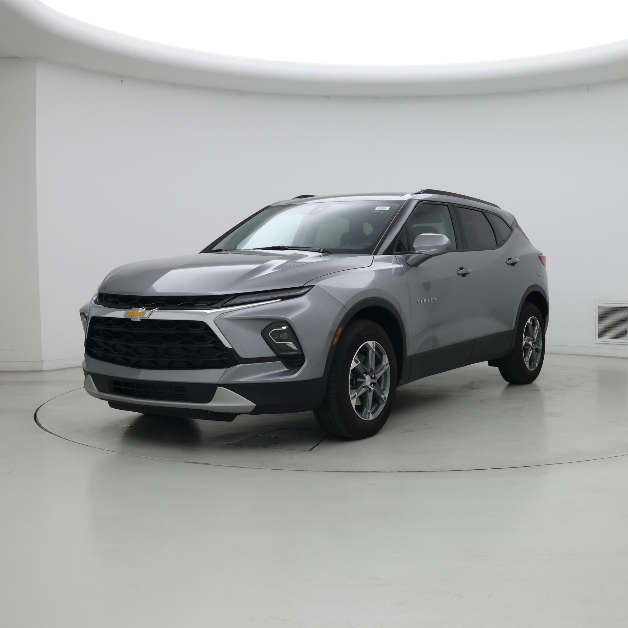 Thumbnail: 2023 Chevrolet Blazer - 4