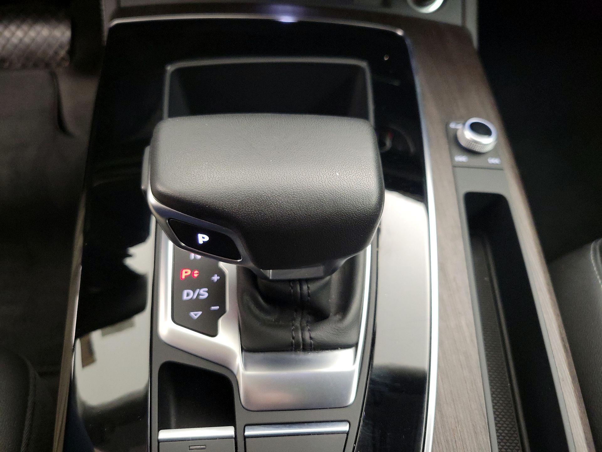 Thumbnail: 2023 Audi Q5 - 18