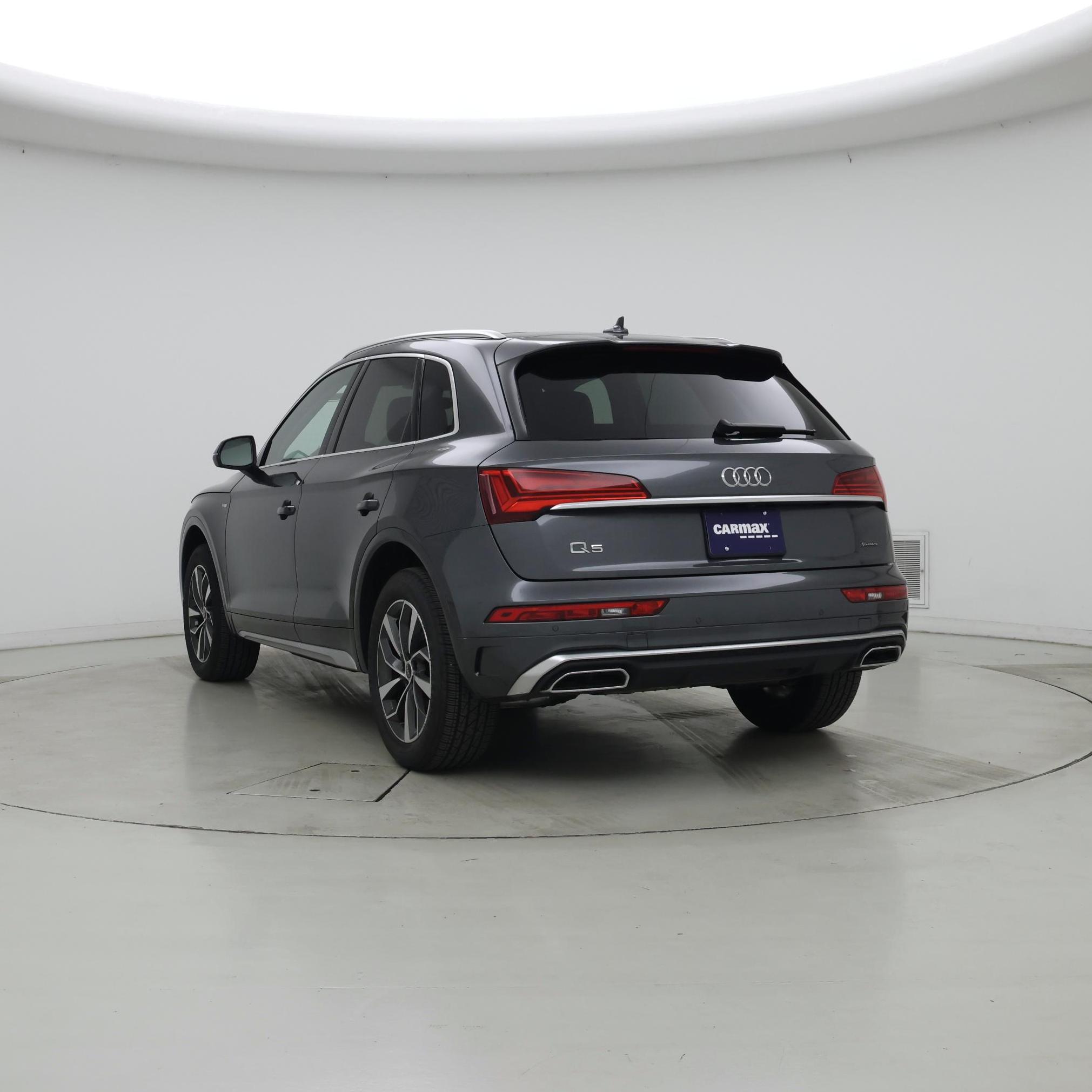 Thumbnail: 2023 Audi Q5 - 2