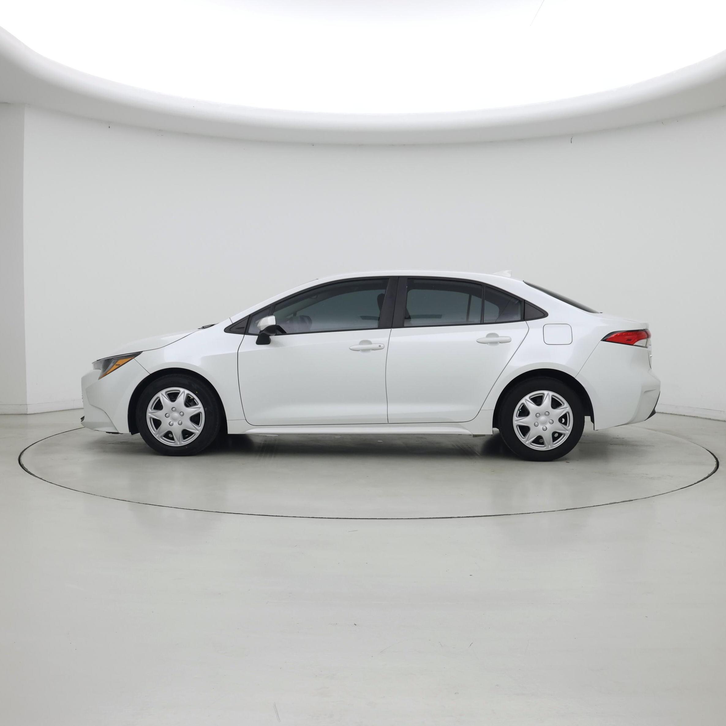 Thumbnail: 2024 Toyota Corolla - 3