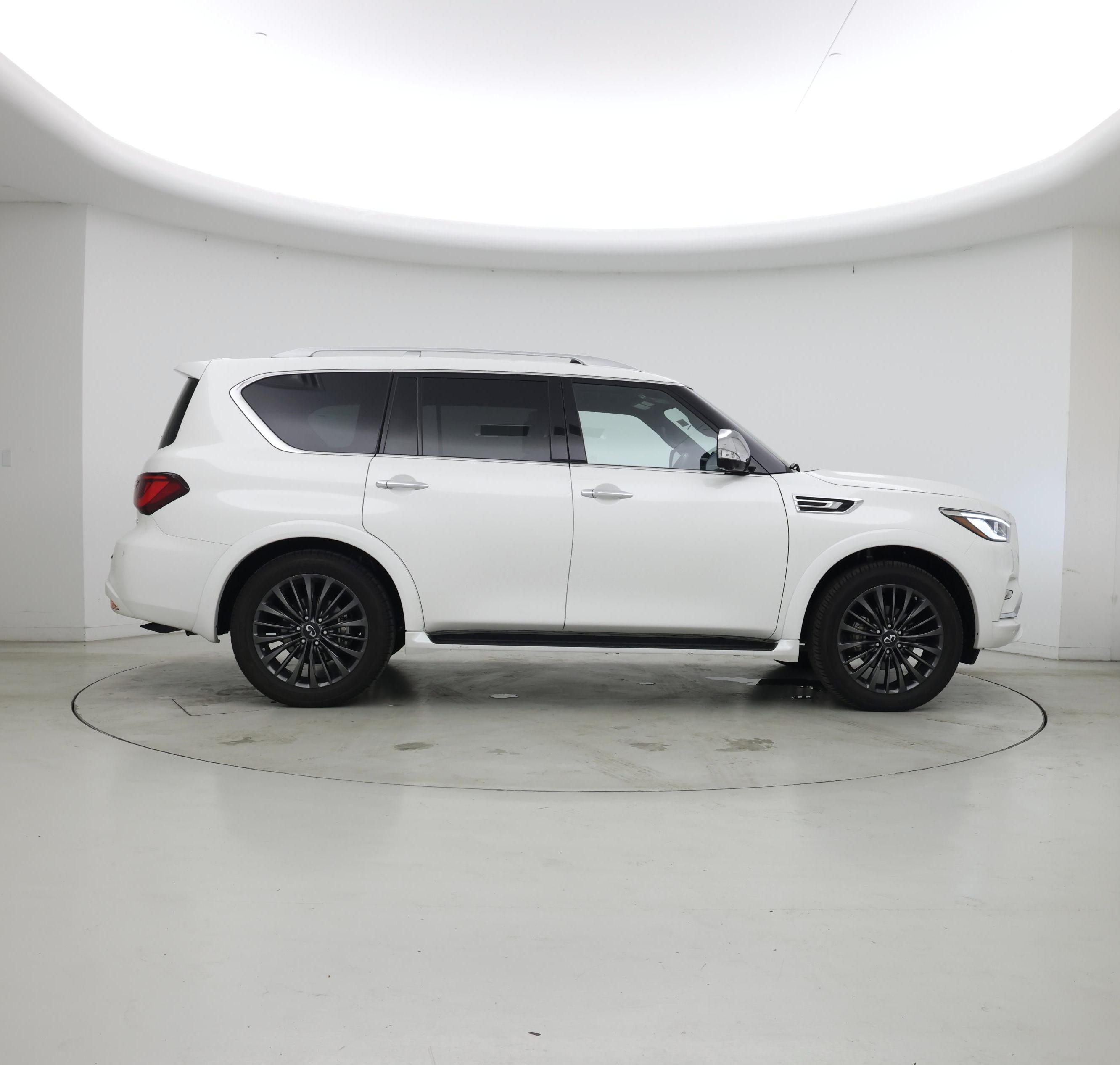 Thumbnail: 2022 INFINITI QX80 - 7