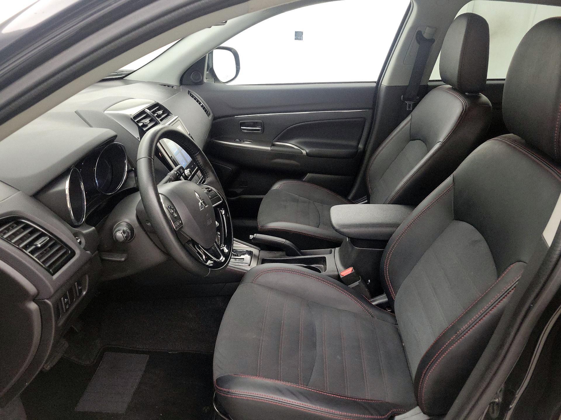 Thumbnail: 2025 Mitsubishi Outlander Sport - 11