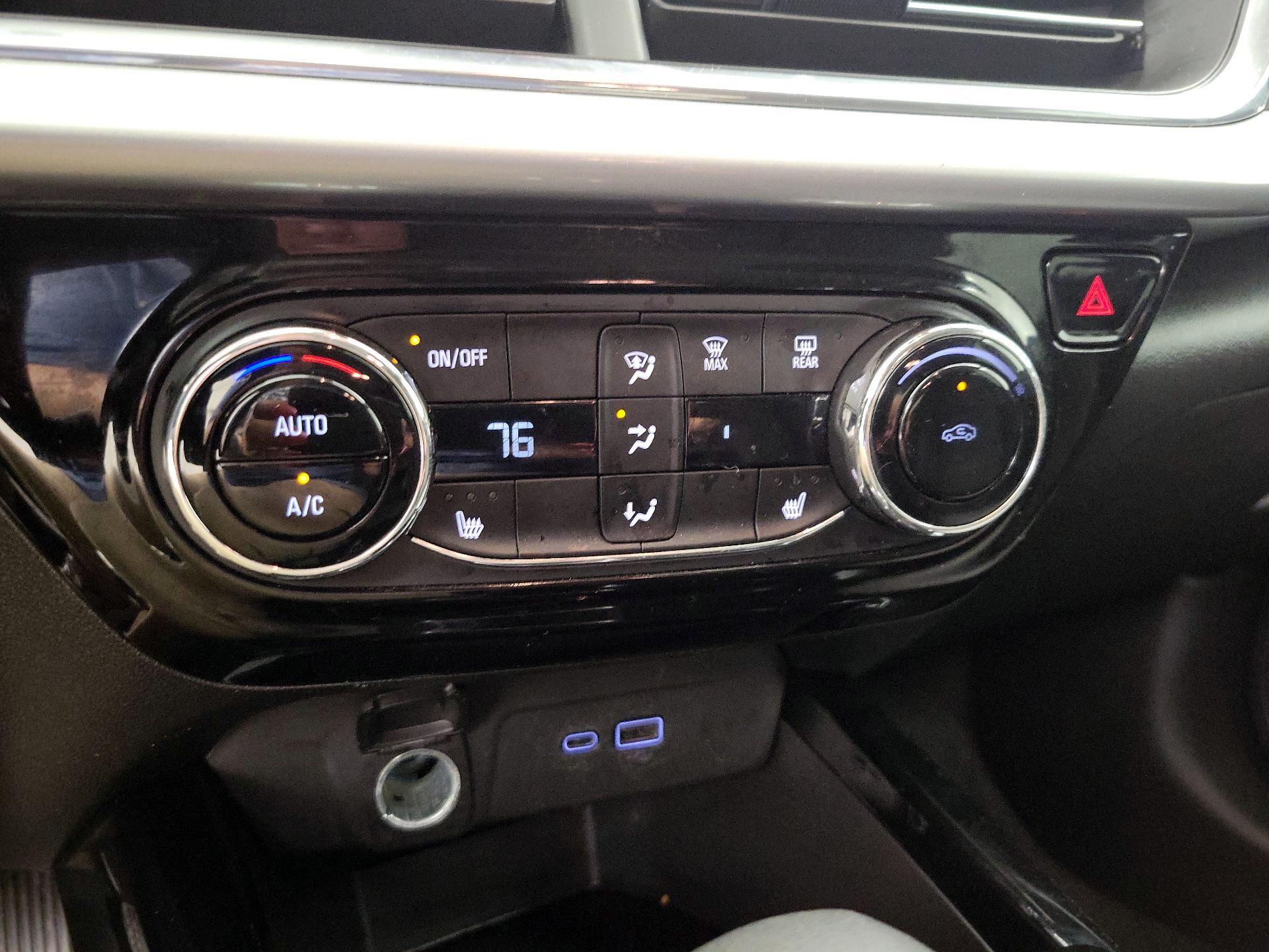 Thumbnail: 2025 Chevrolet Trax - 16