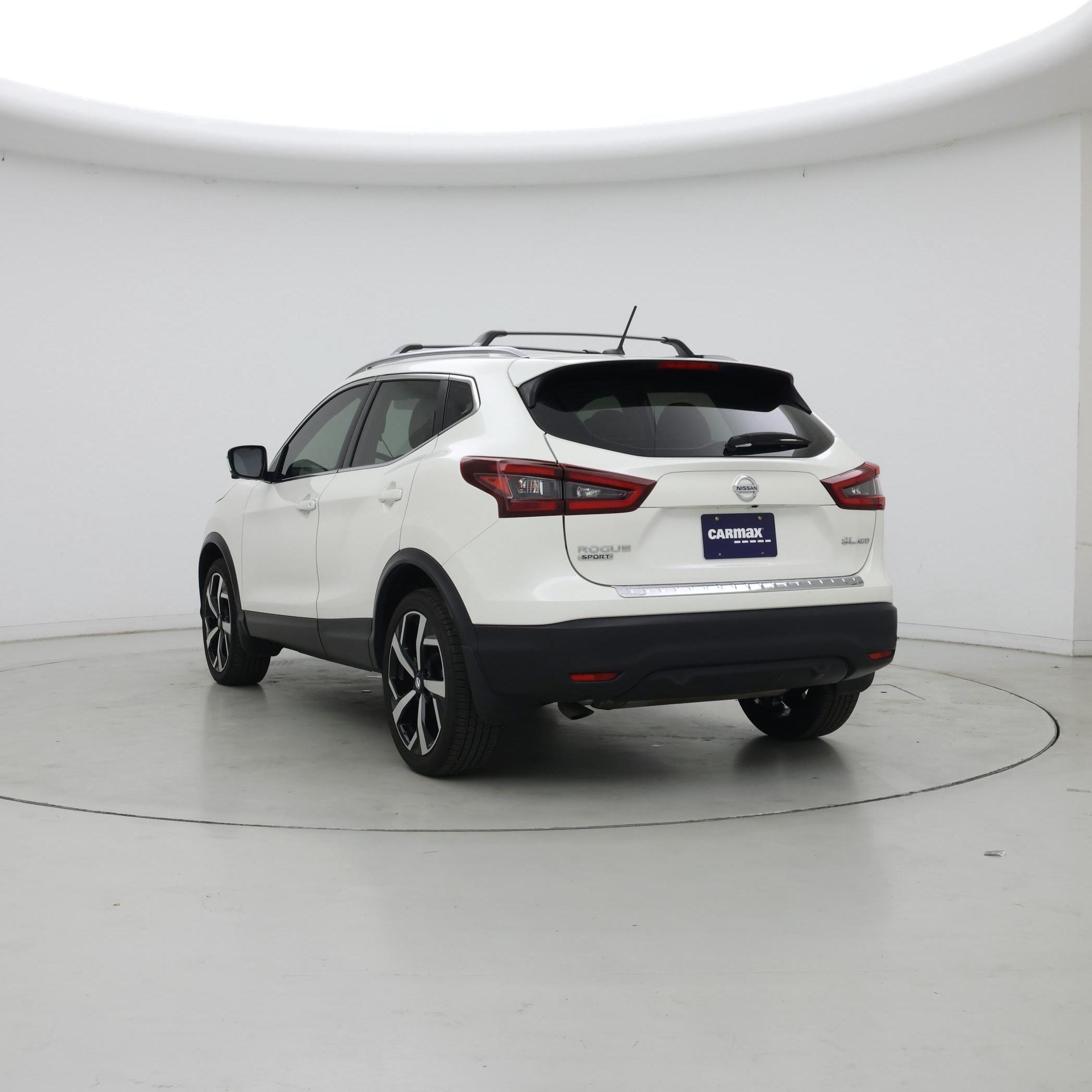 Thumbnail: 2022 Nissan Rogue Sport - 2