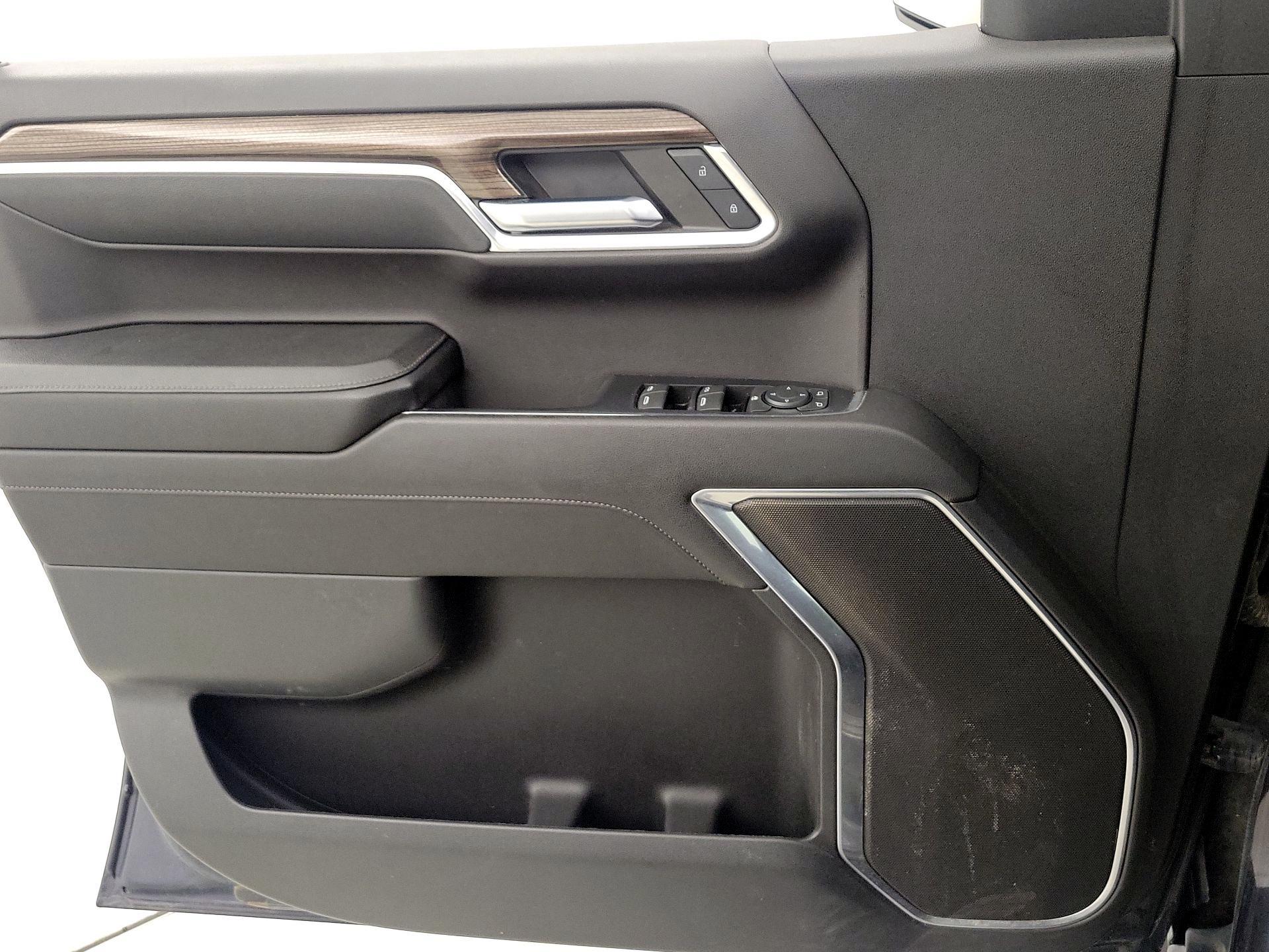 Thumbnail: 2023 Chevrolet Silverado 1500 - 12
