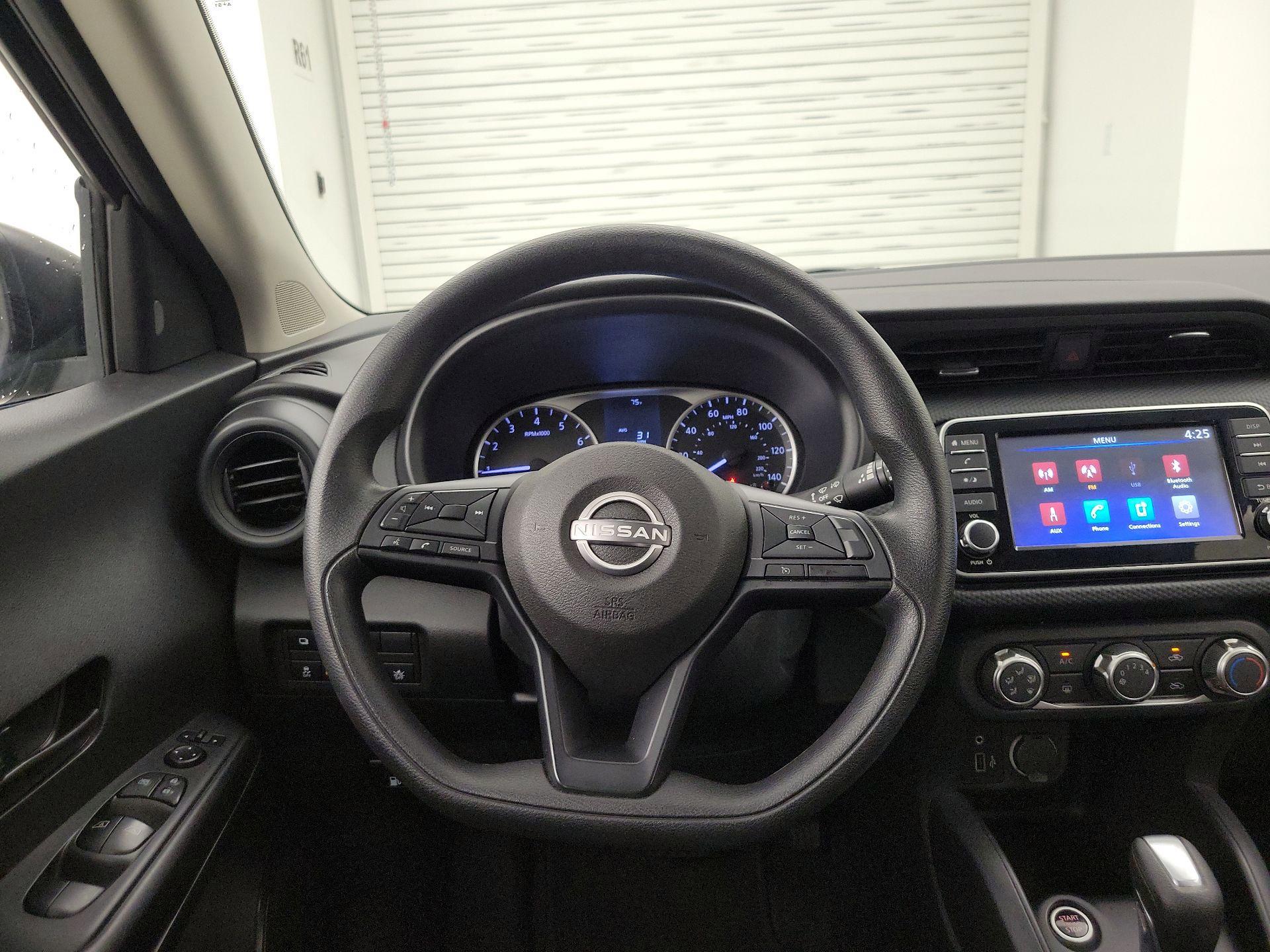 Thumbnail: 2024 Nissan Kicks - 10