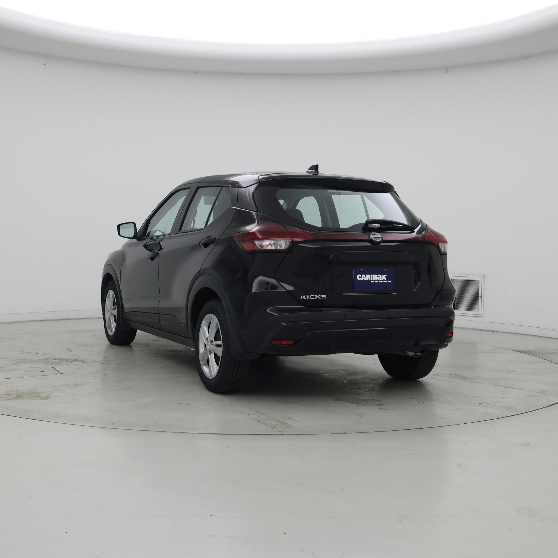 Thumbnail: 2024 Nissan Kicks - 2