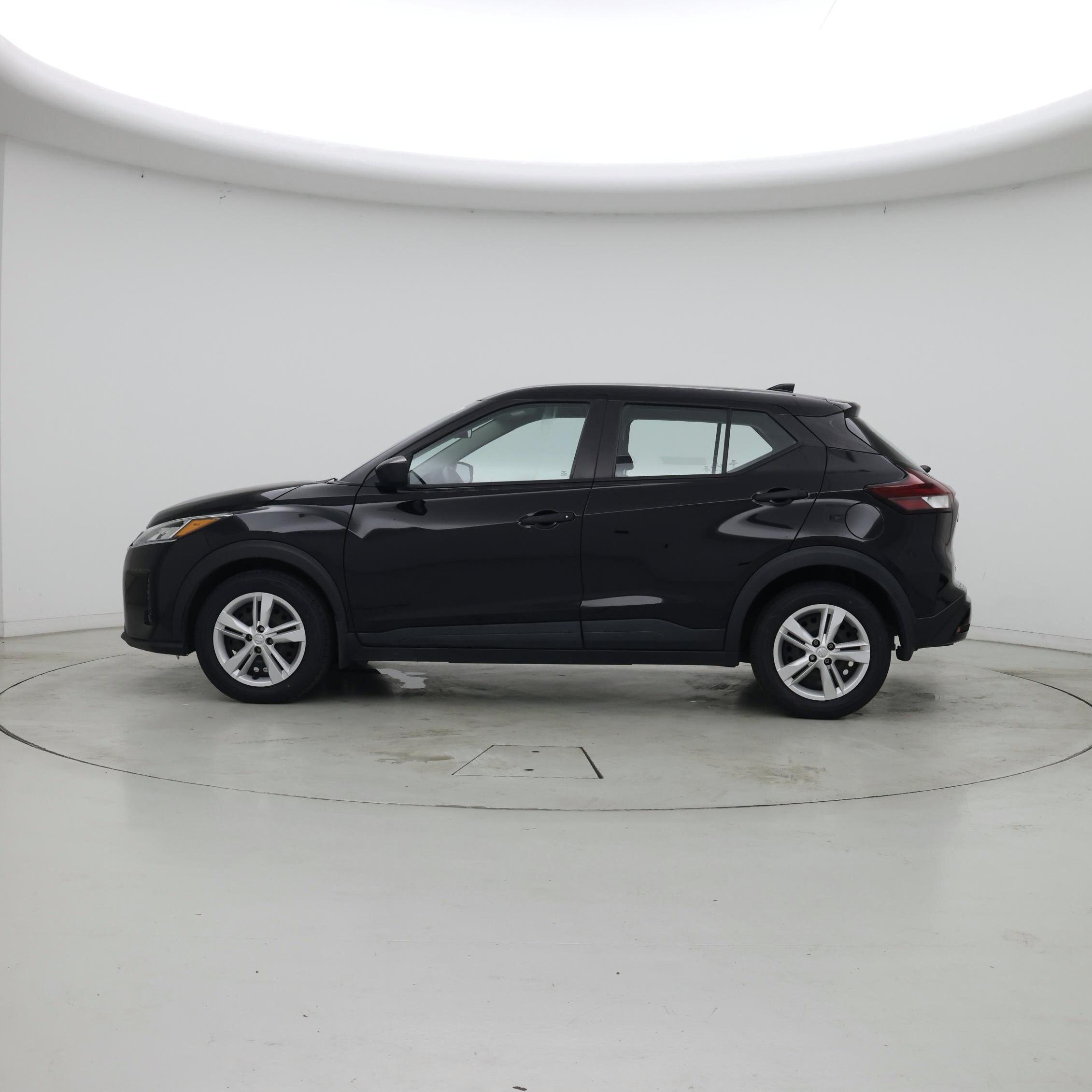 Thumbnail: 2024 Nissan Kicks - 3
