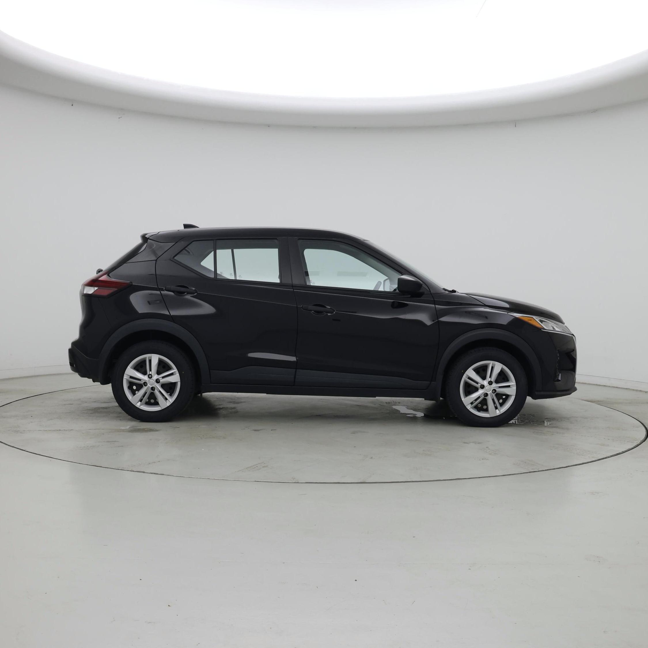 Thumbnail: 2024 Nissan Kicks - 7
