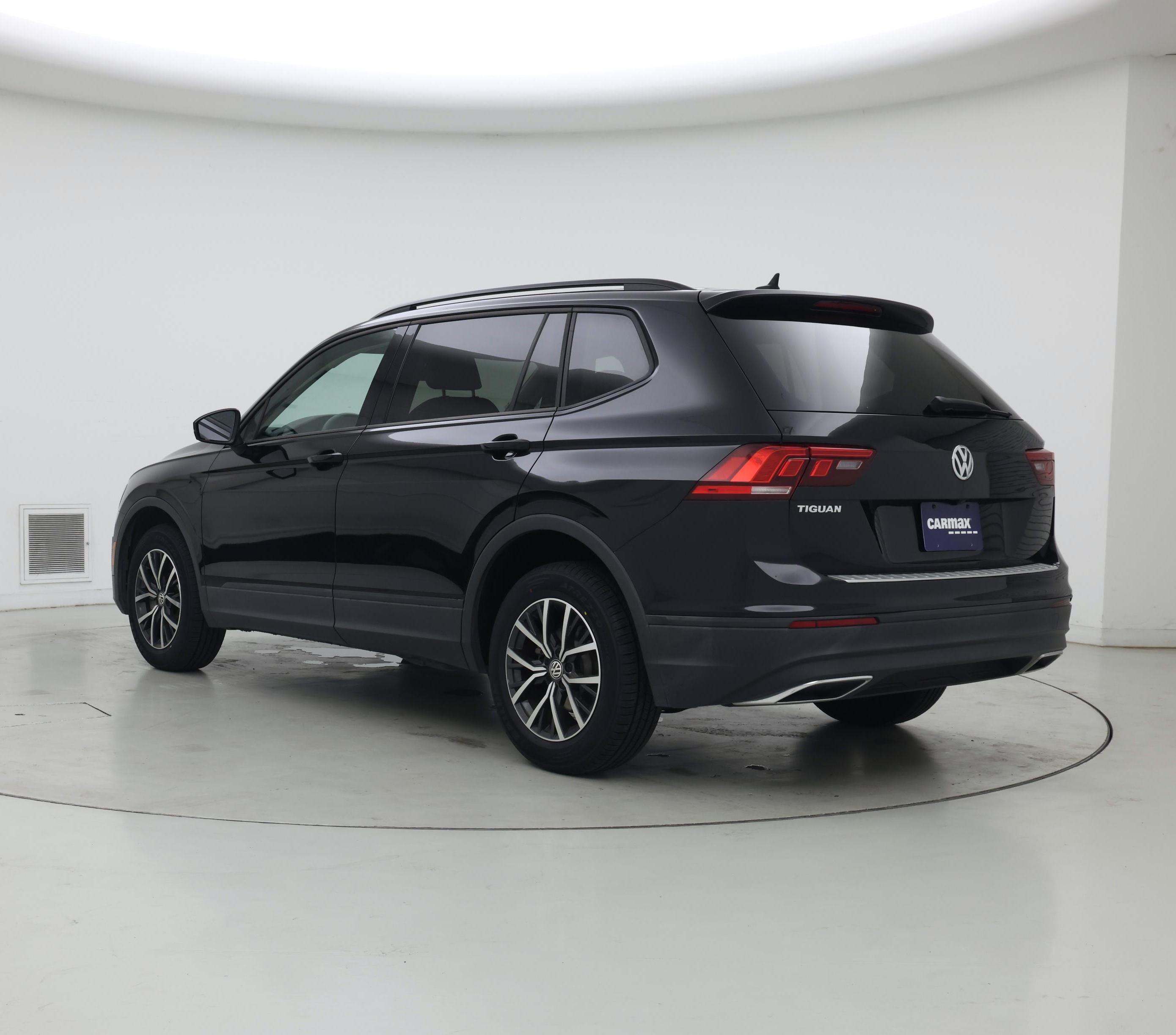 Thumbnail: 2021 Volkswagen Tiguan - 2