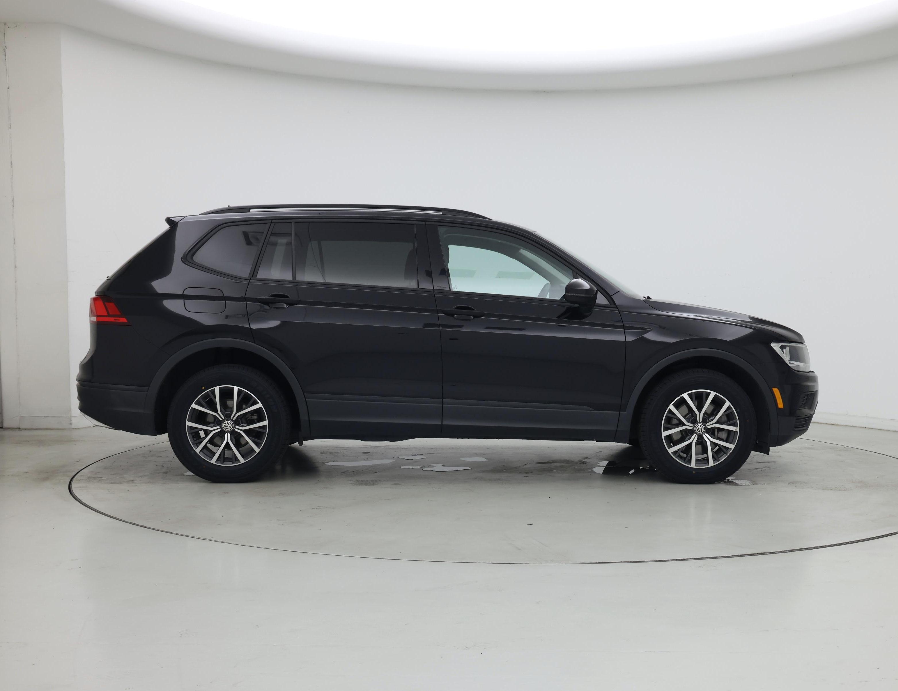 Thumbnail: 2021 Volkswagen Tiguan - 7