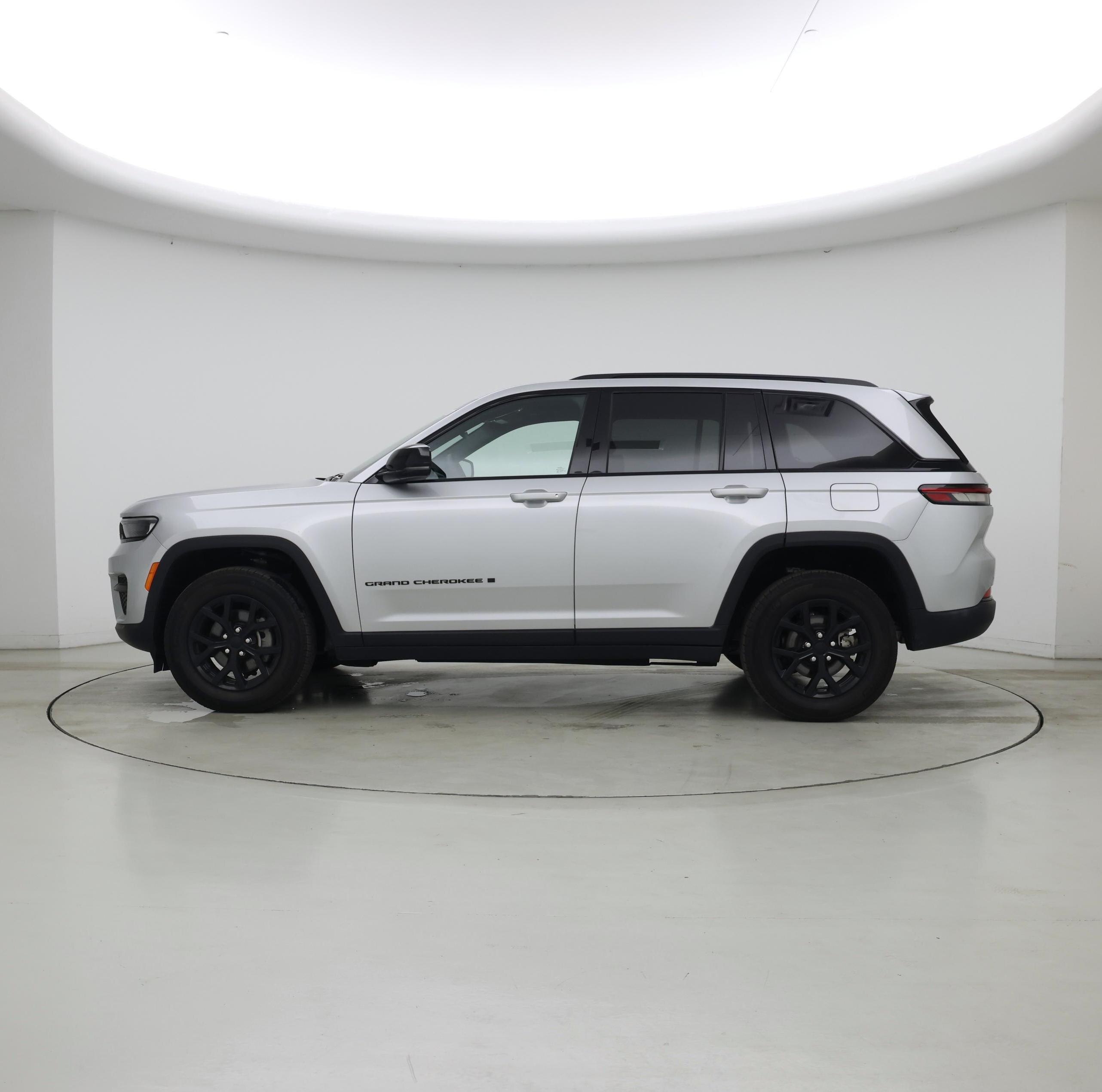 Thumbnail: 2025 Jeep Grand Cherokee - 3
