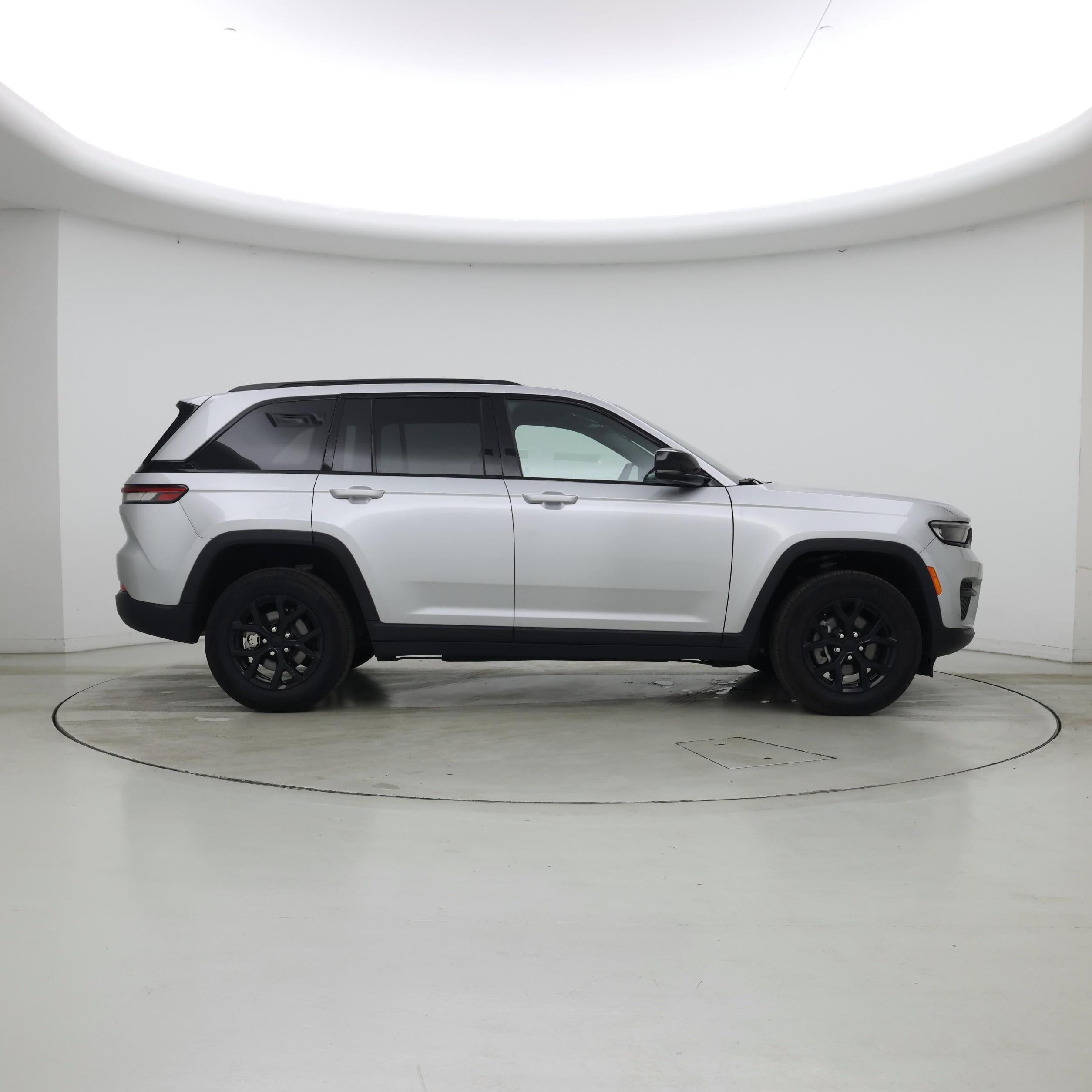 Thumbnail: 2025 Jeep Grand Cherokee - 7