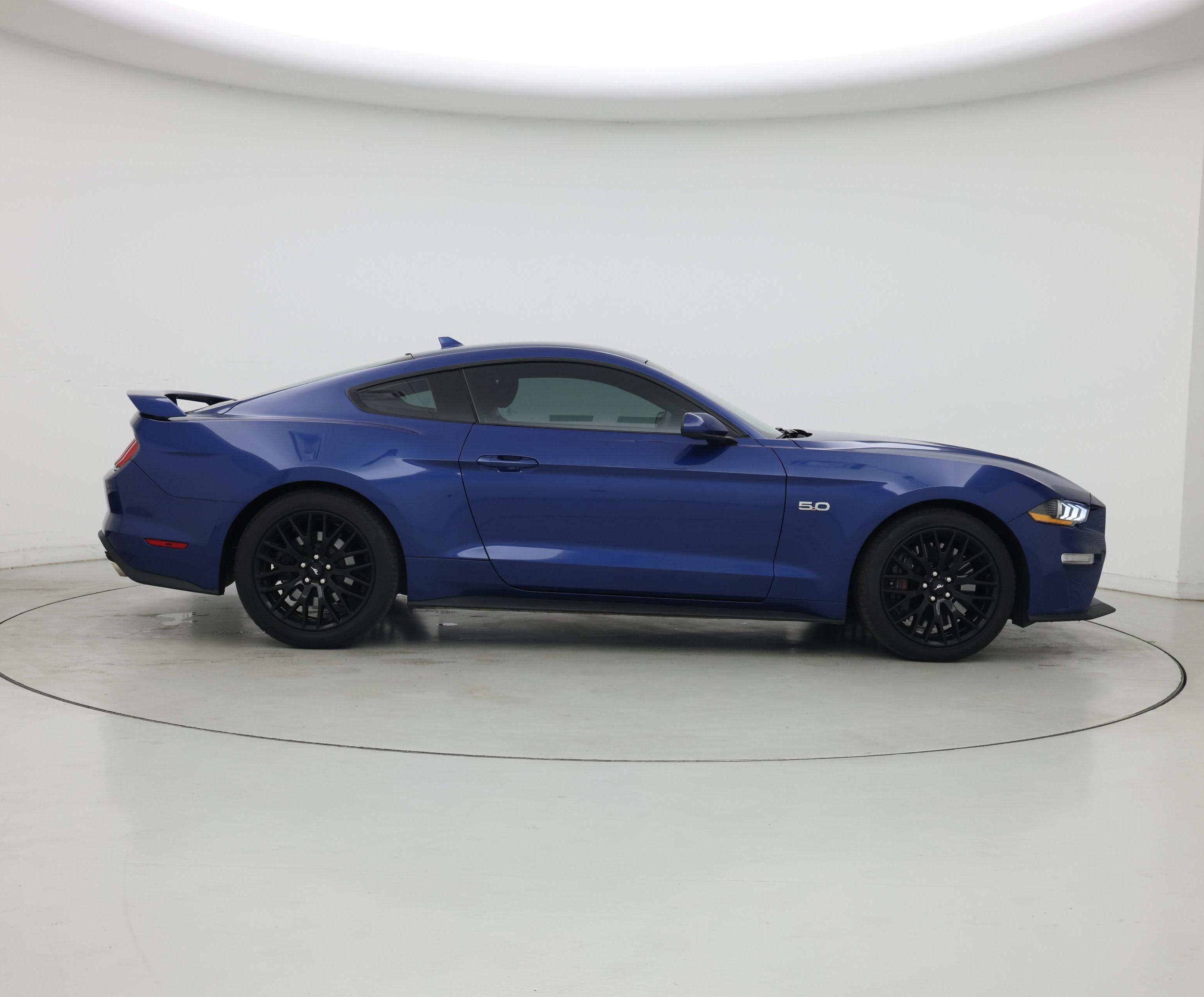 Thumbnail: 2022 Ford Mustang - 7