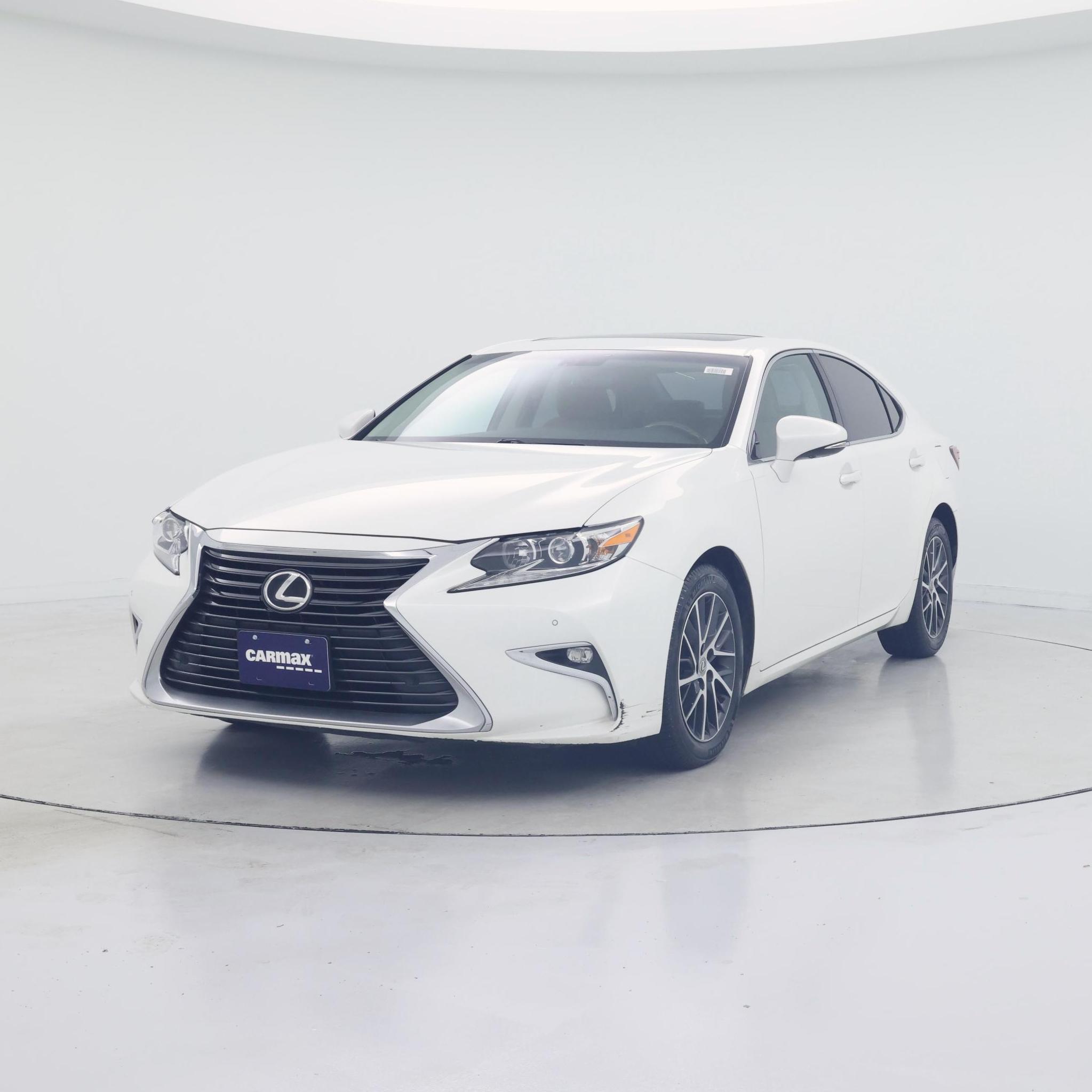 Thumbnail: 2016 Lexus ES - 4
