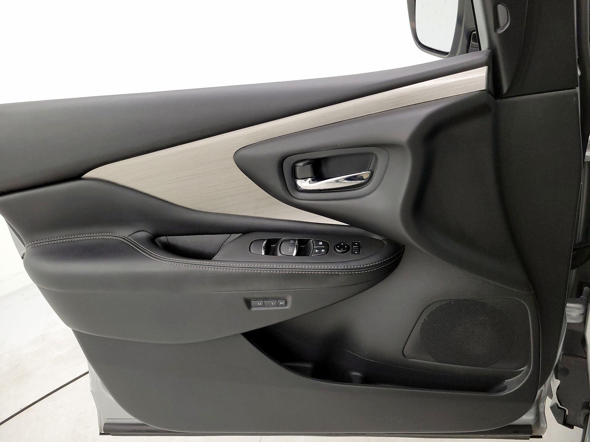 Thumbnail: 2016 Nissan Murano - 12