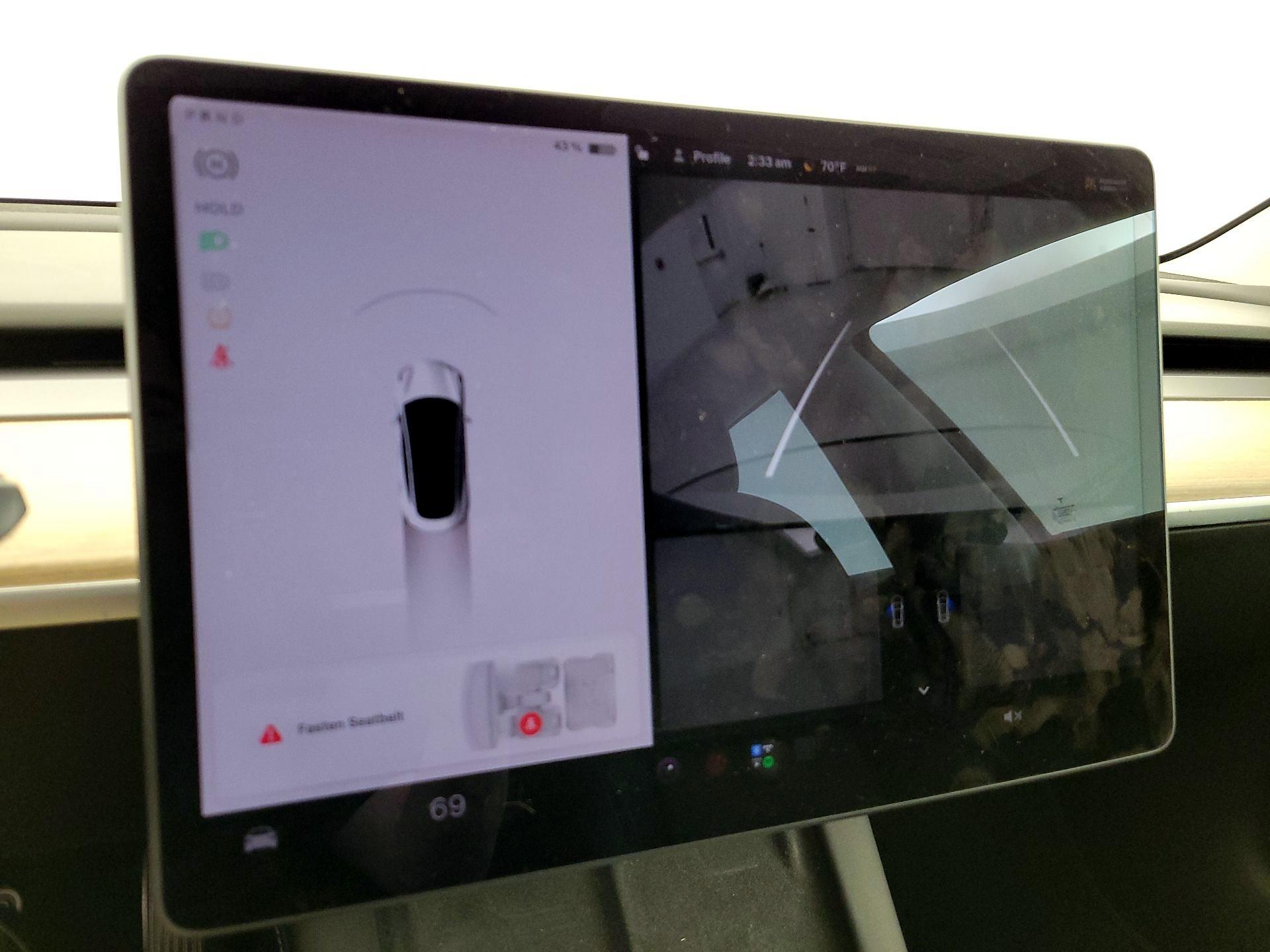 Thumbnail: 2022 Tesla Model 3 - 14