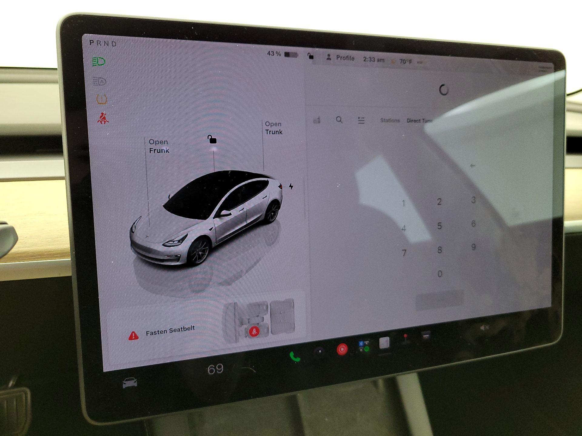 Thumbnail: 2022 Tesla Model 3 - 15
