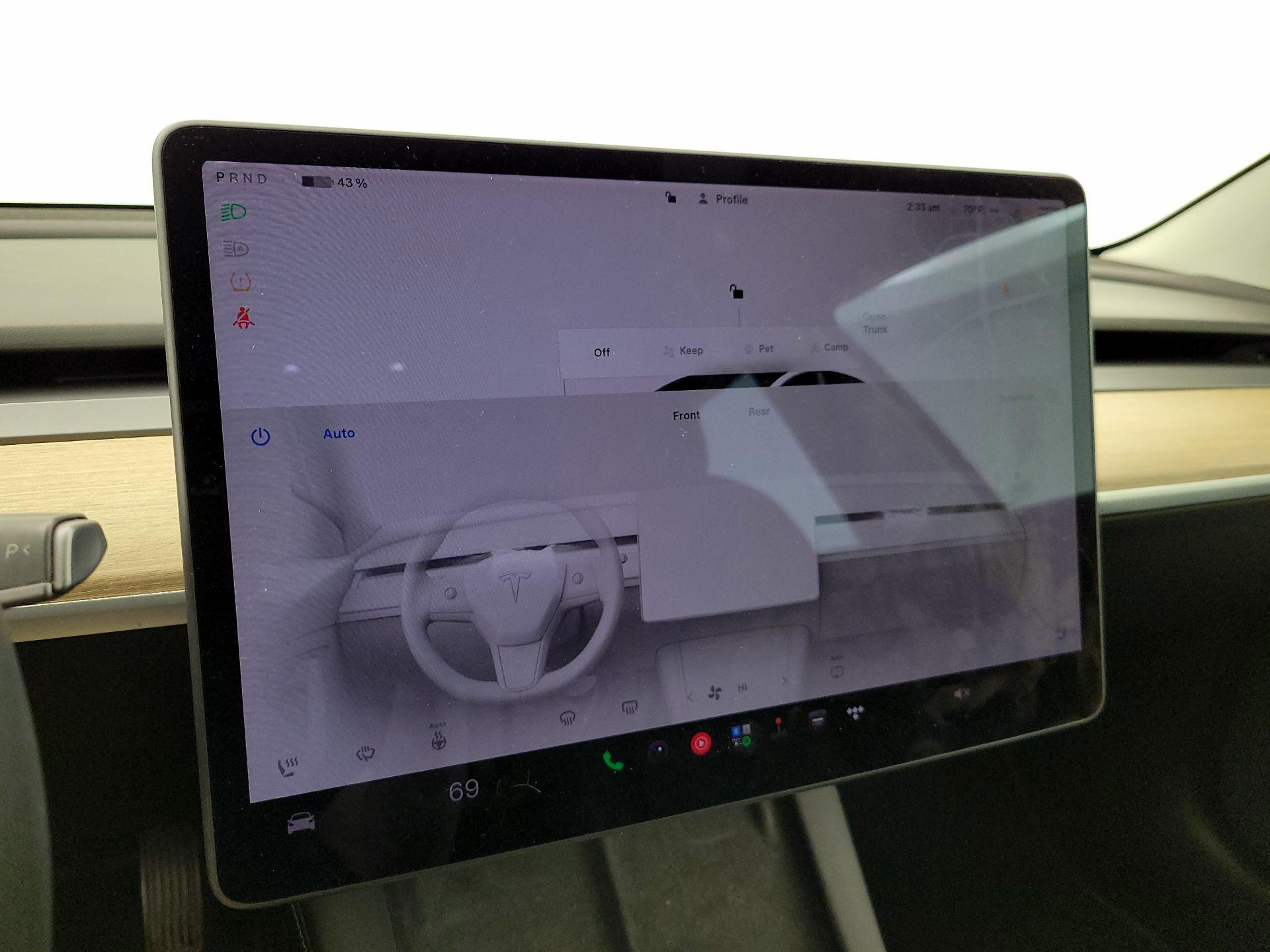 Thumbnail: 2022 Tesla Model 3 - 16