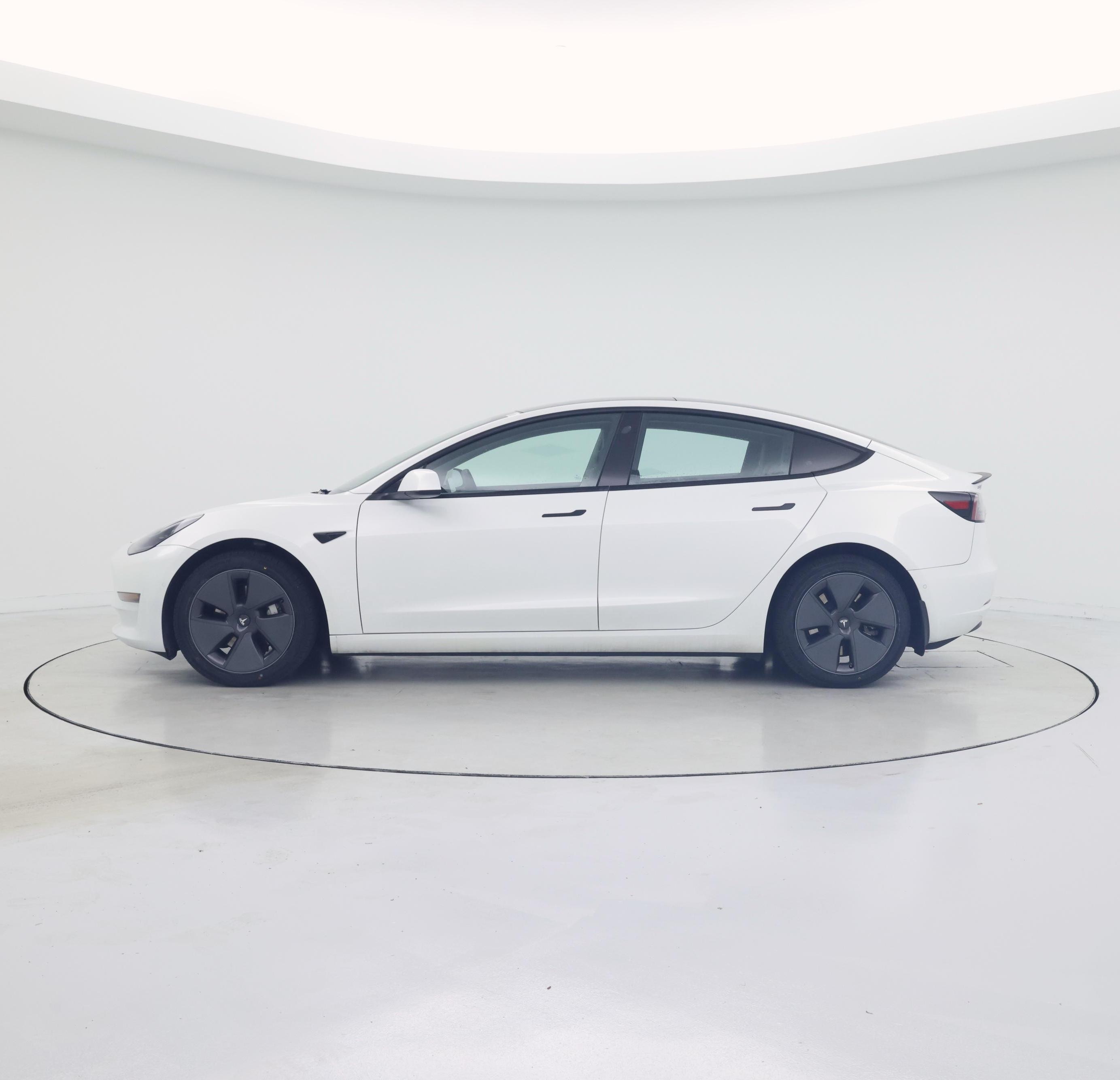 Thumbnail: 2022 Tesla Model 3 - 3