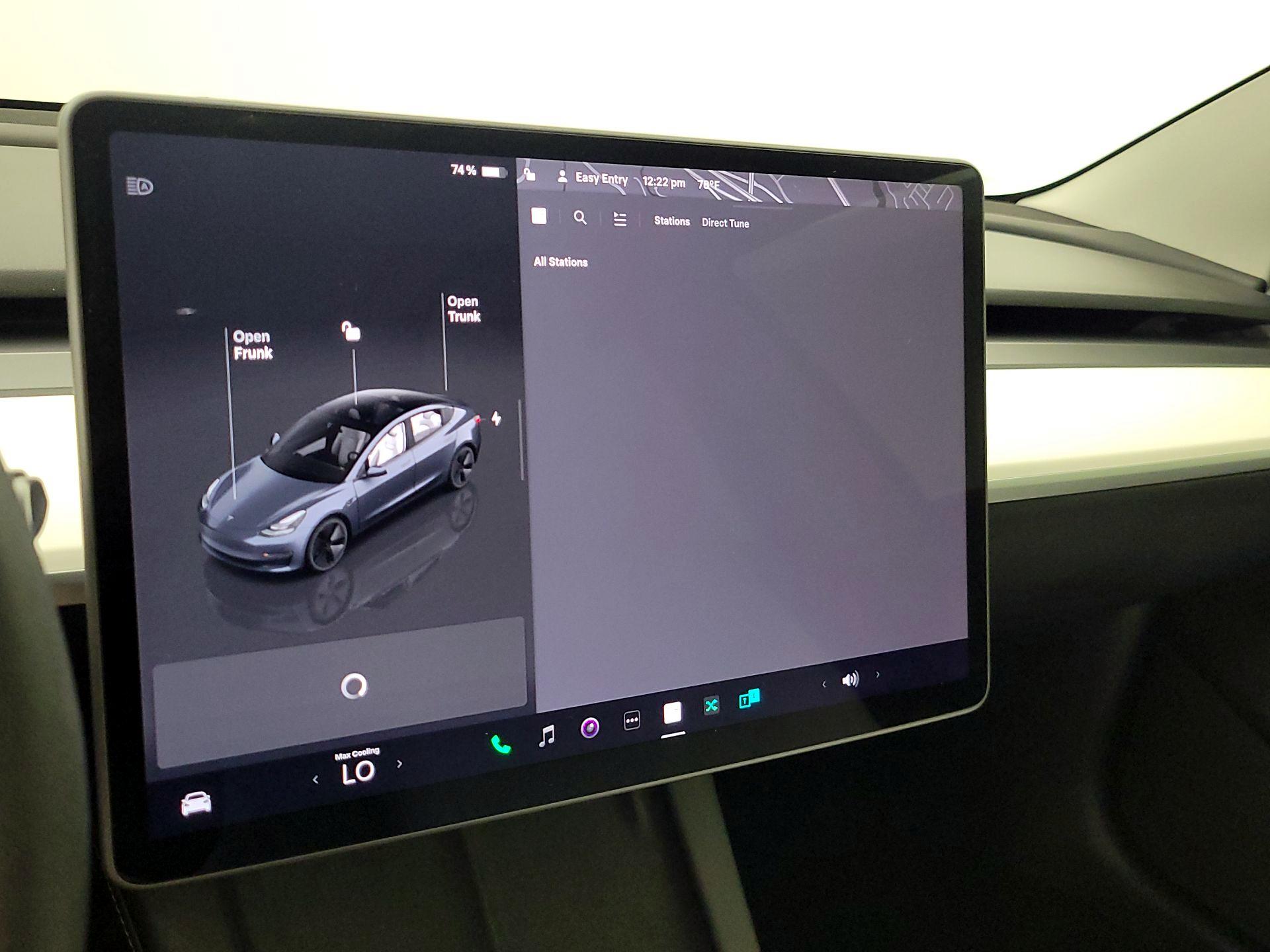 Thumbnail: 2023 Tesla Model 3 - 15