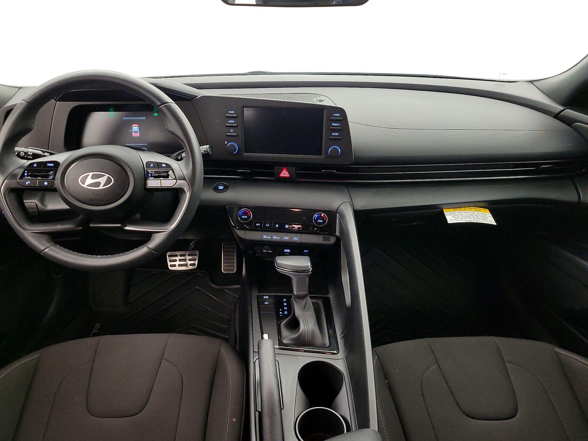 Thumbnail: 2025 Hyundai Elantra - 9