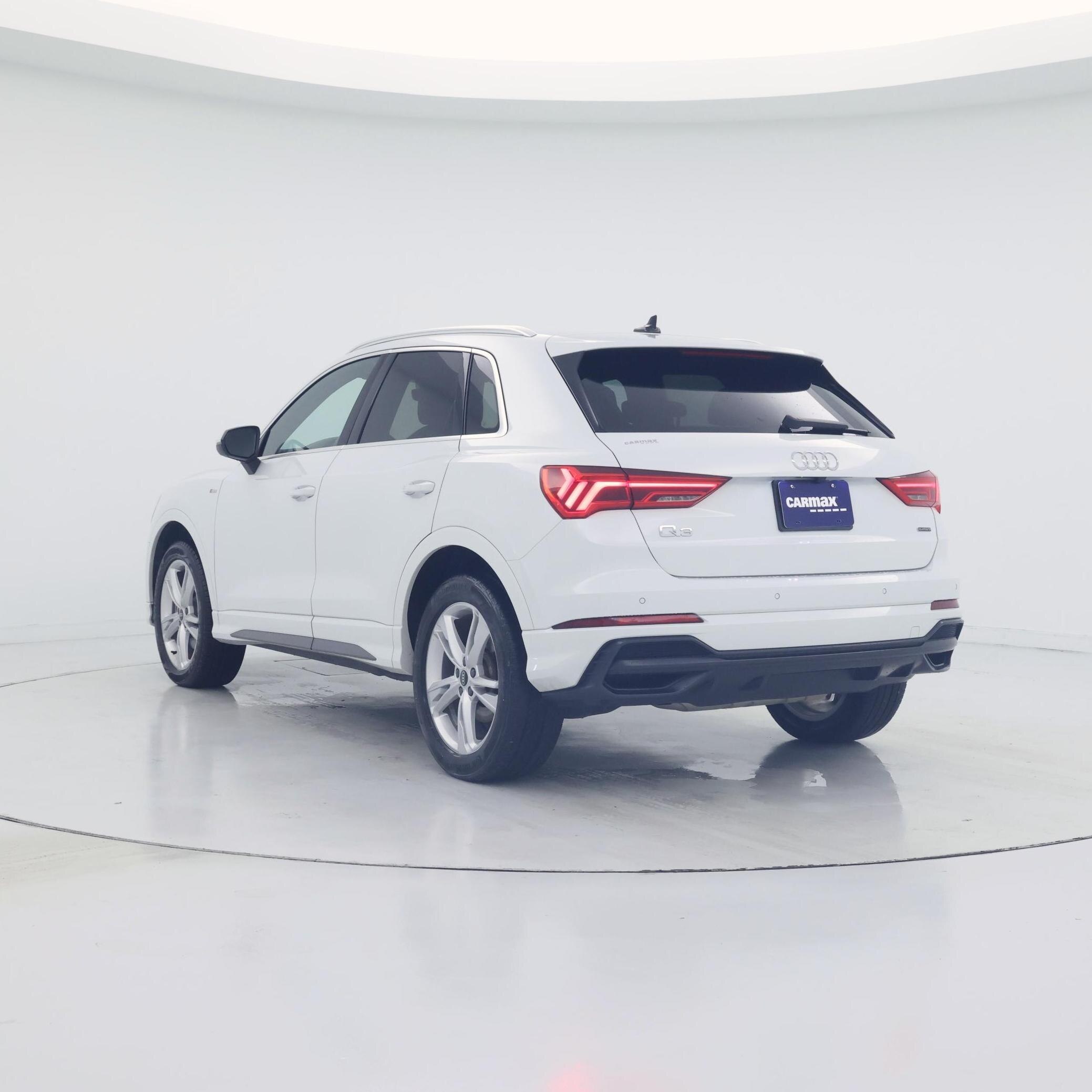 Thumbnail: 2022 Audi Q3 - 2