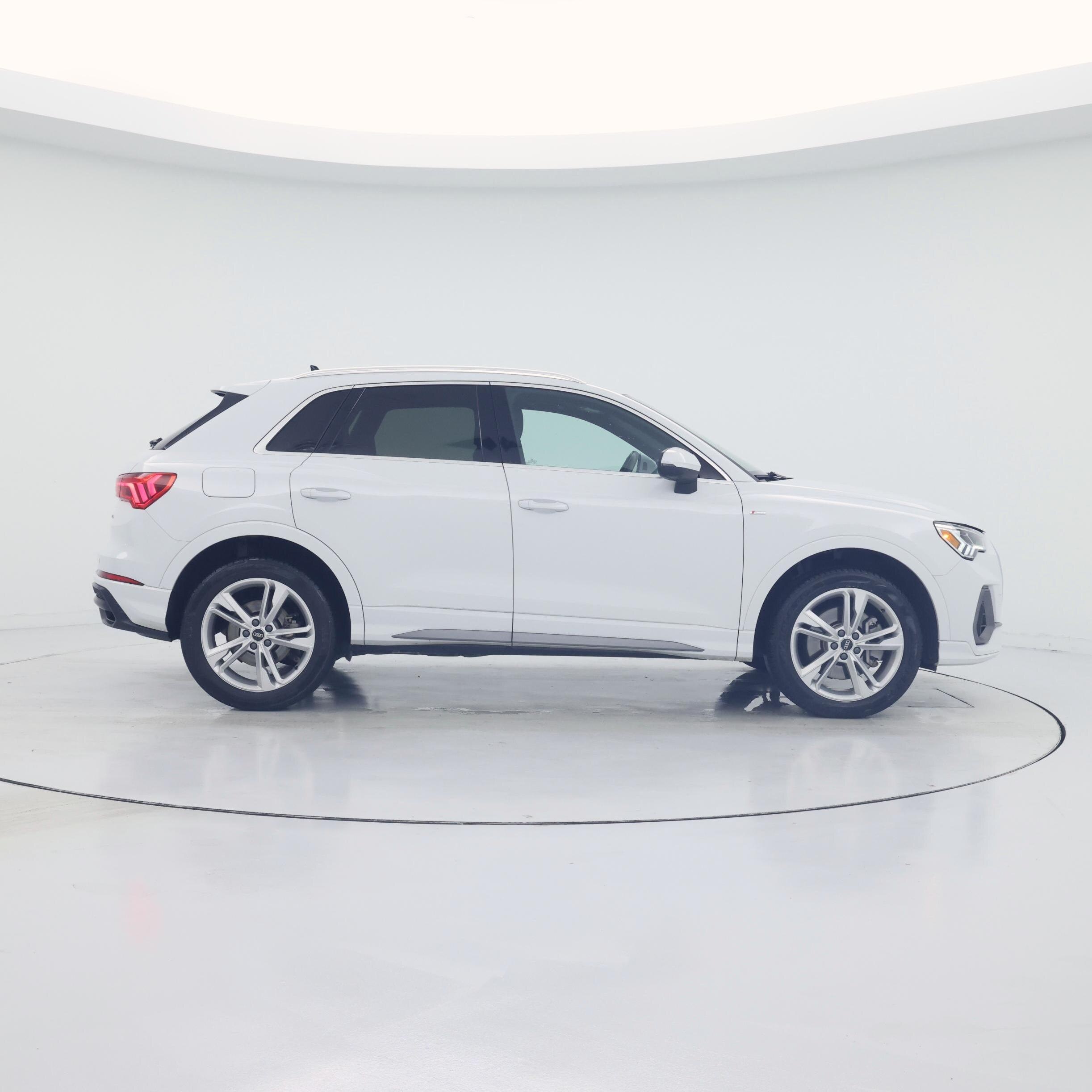 Thumbnail: 2022 Audi Q3 - 7