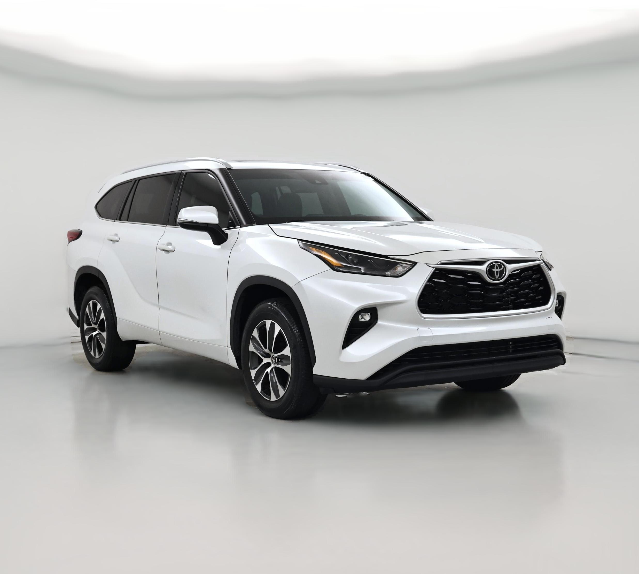 Thumbnail: 2022 Toyota Highlander - 1