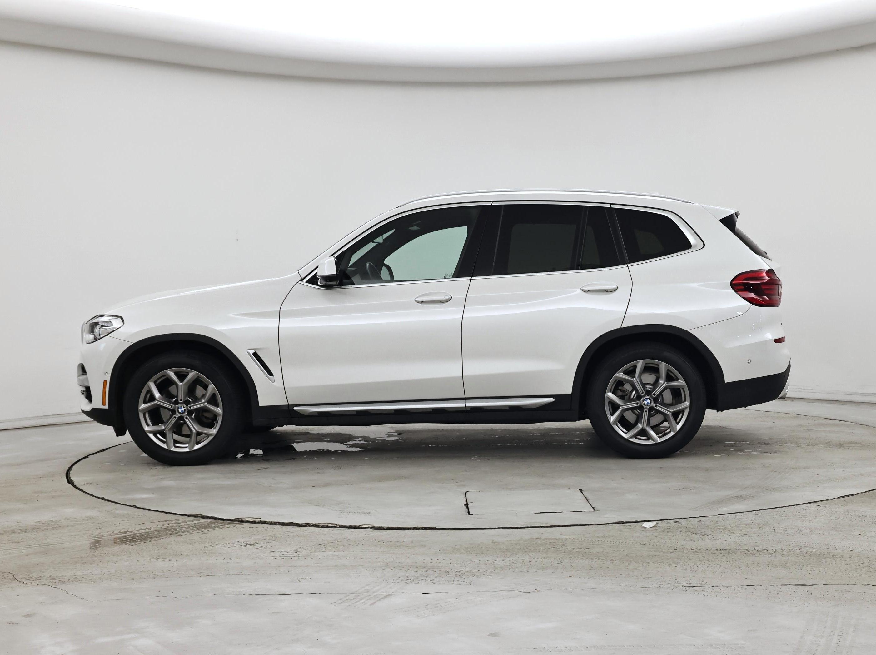 Thumbnail: 2021 BMW X3 - 3