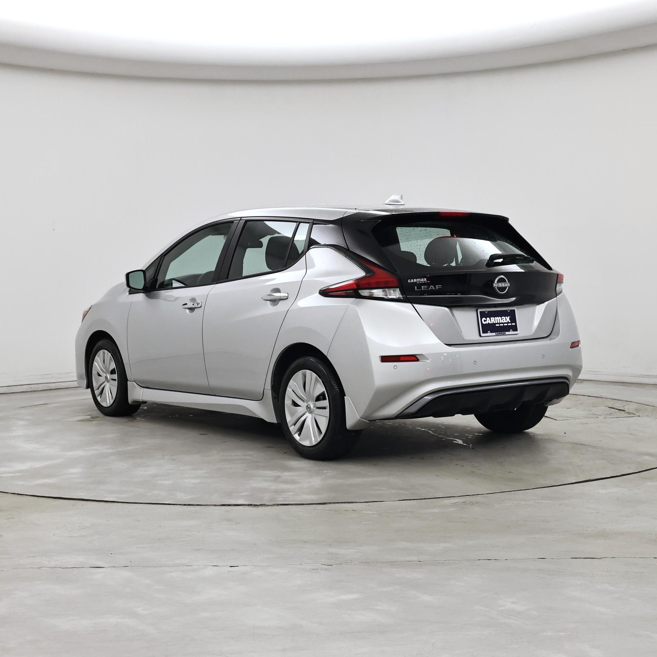 Thumbnail: 2023 Nissan Leaf - 2