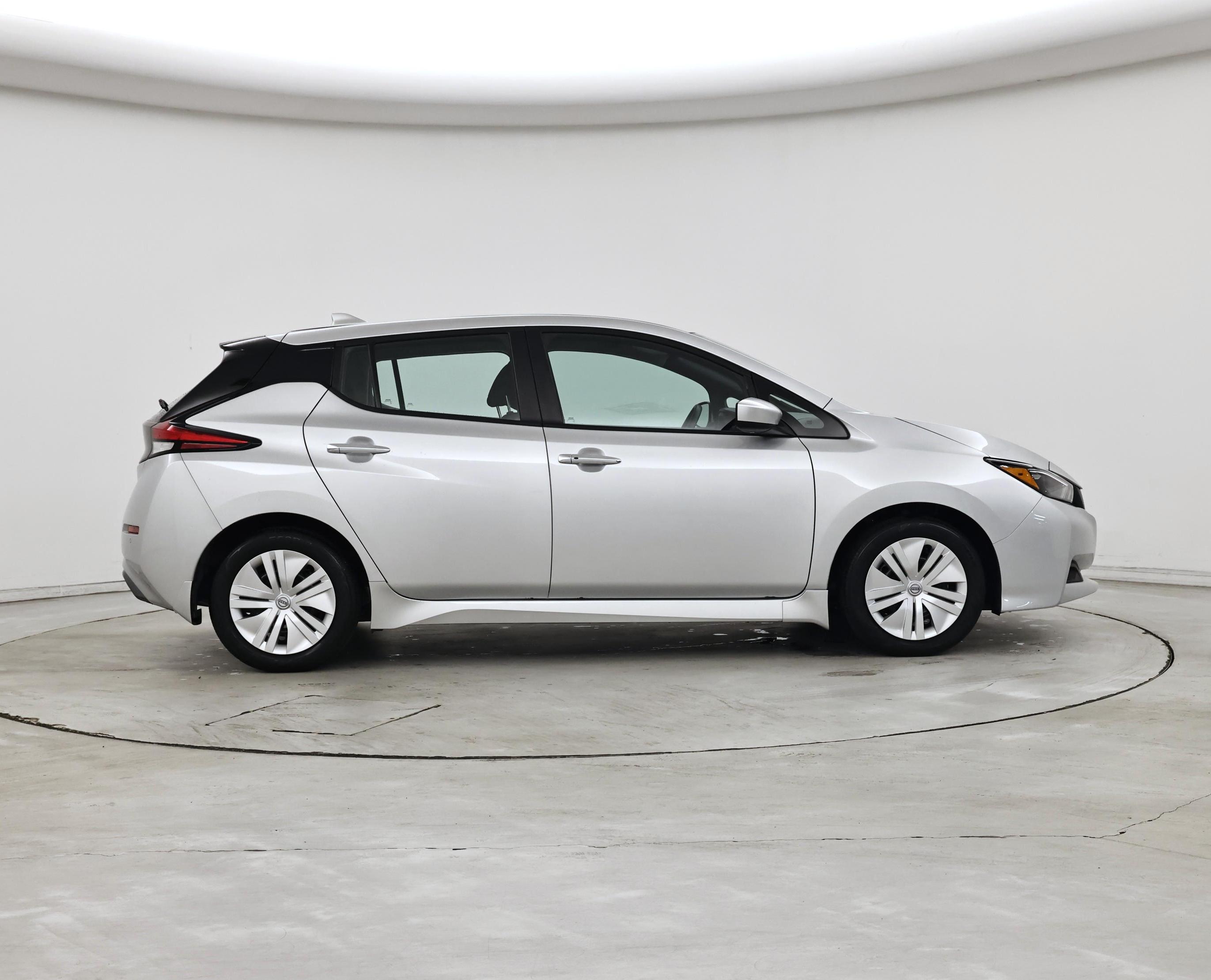 Thumbnail: 2023 Nissan Leaf - 7