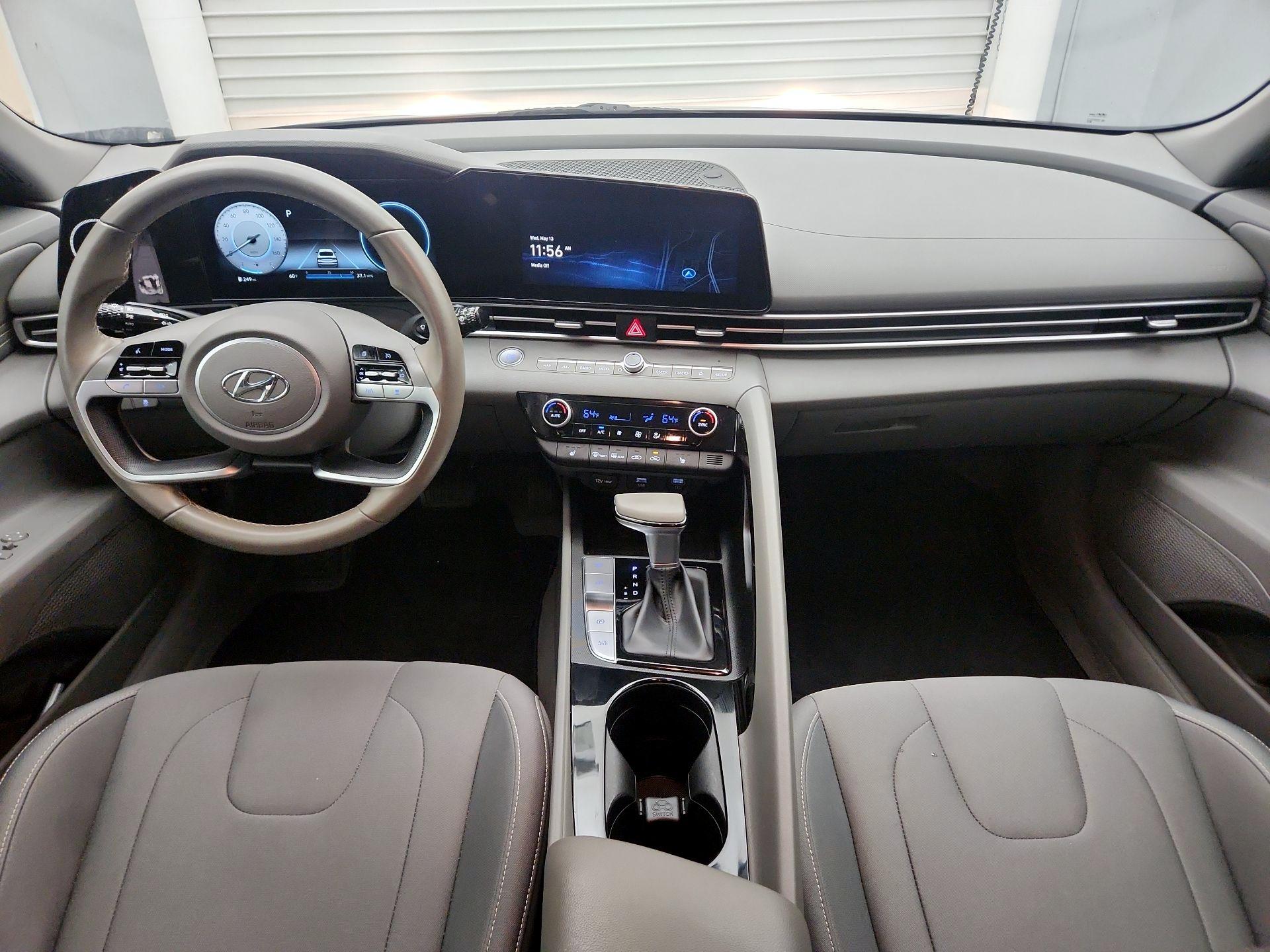 Thumbnail: 2023 Hyundai Elantra - 9