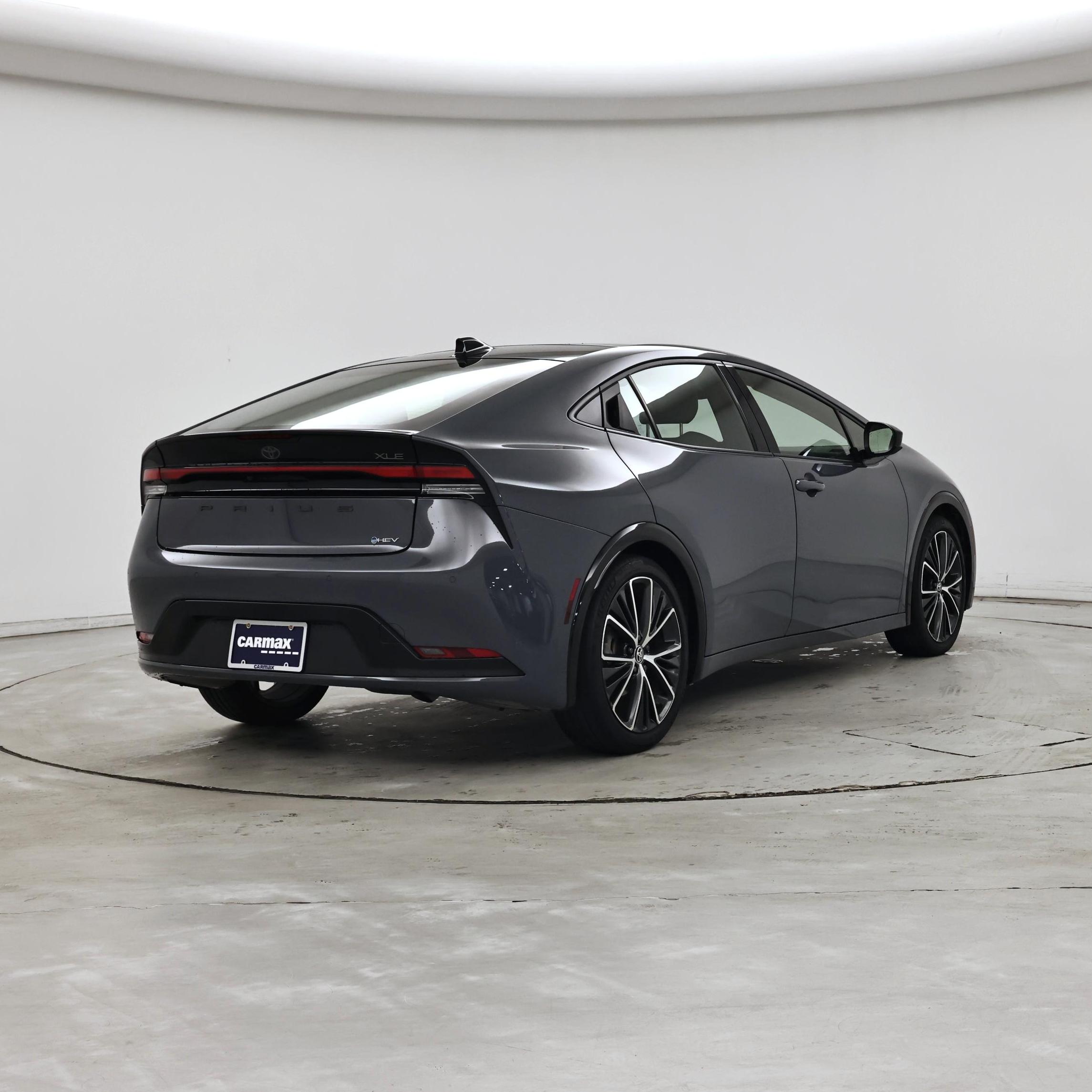 Thumbnail: 2024 Toyota Prius - 8
