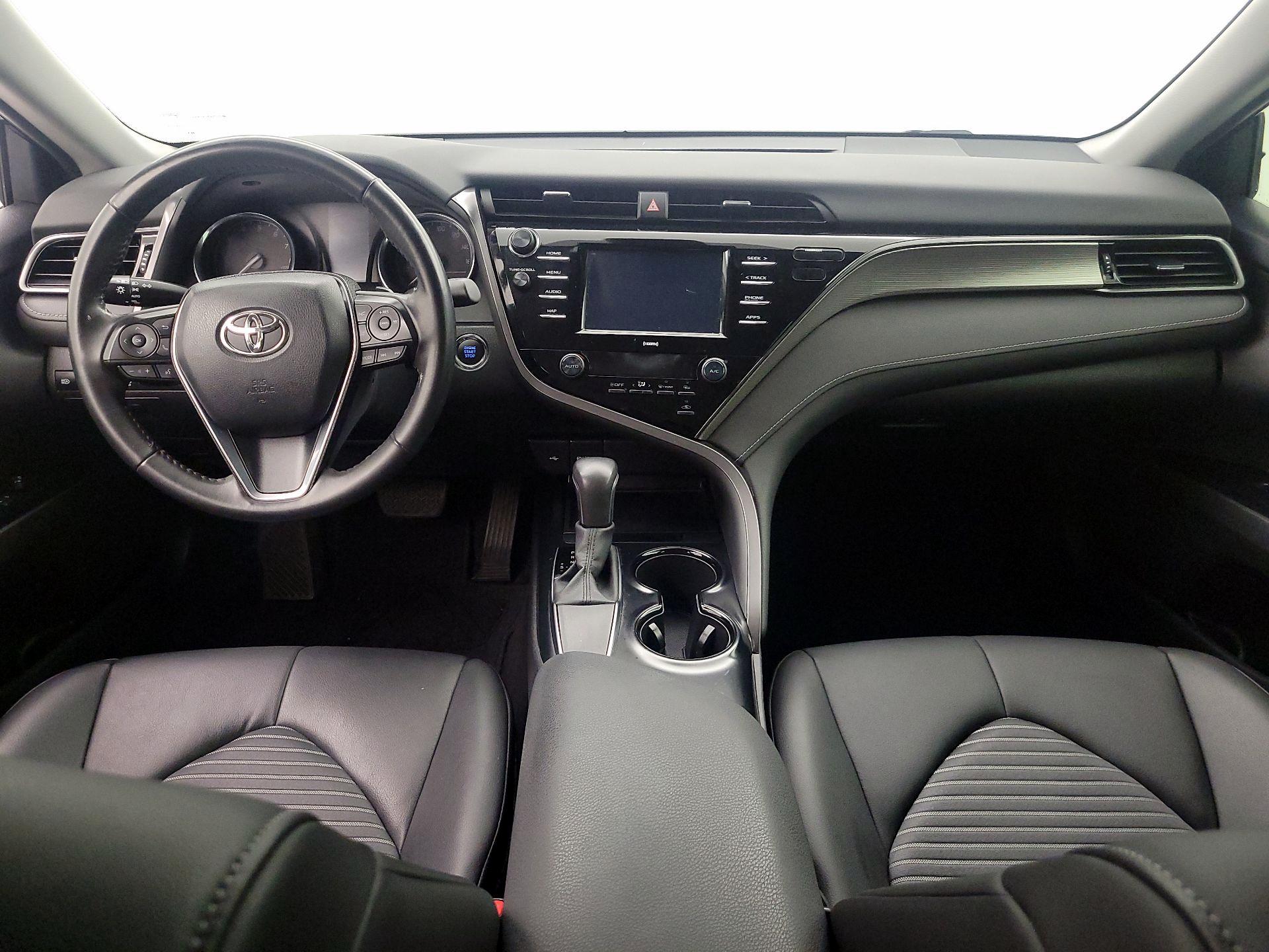 Thumbnail: 2020 Toyota Camry - 9