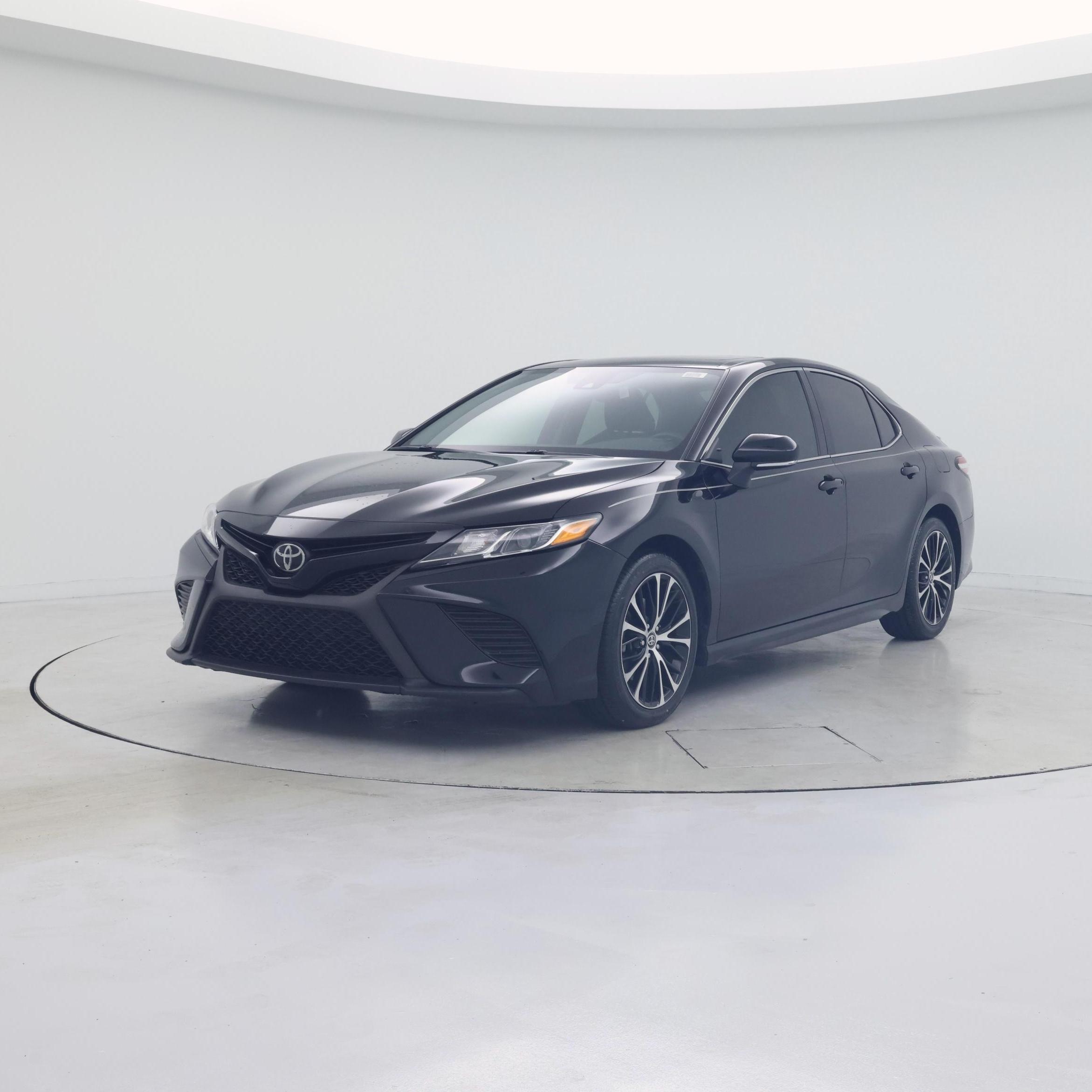 Thumbnail: 2020 Toyota Camry - 4