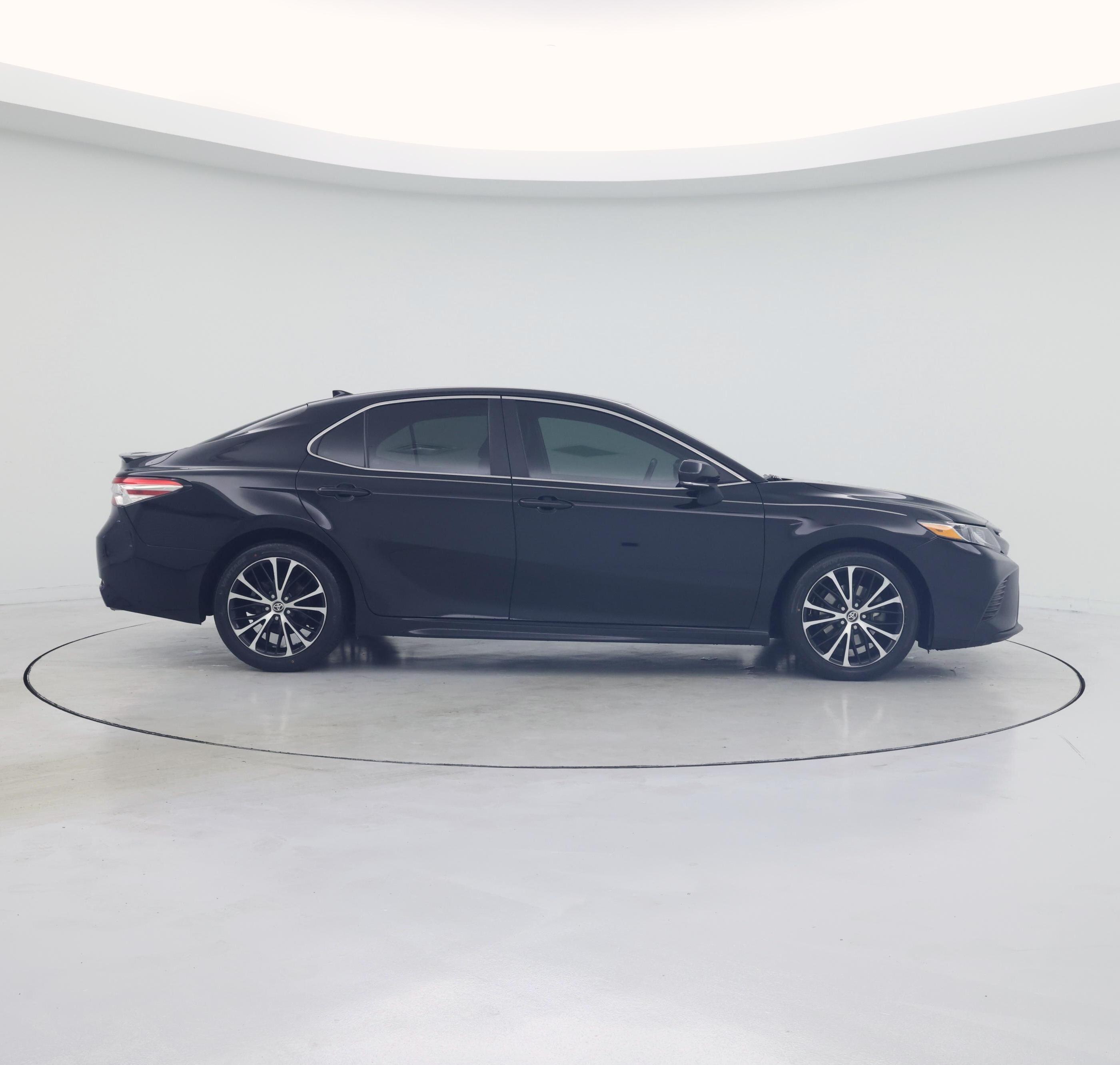 Thumbnail: 2020 Toyota Camry - 7